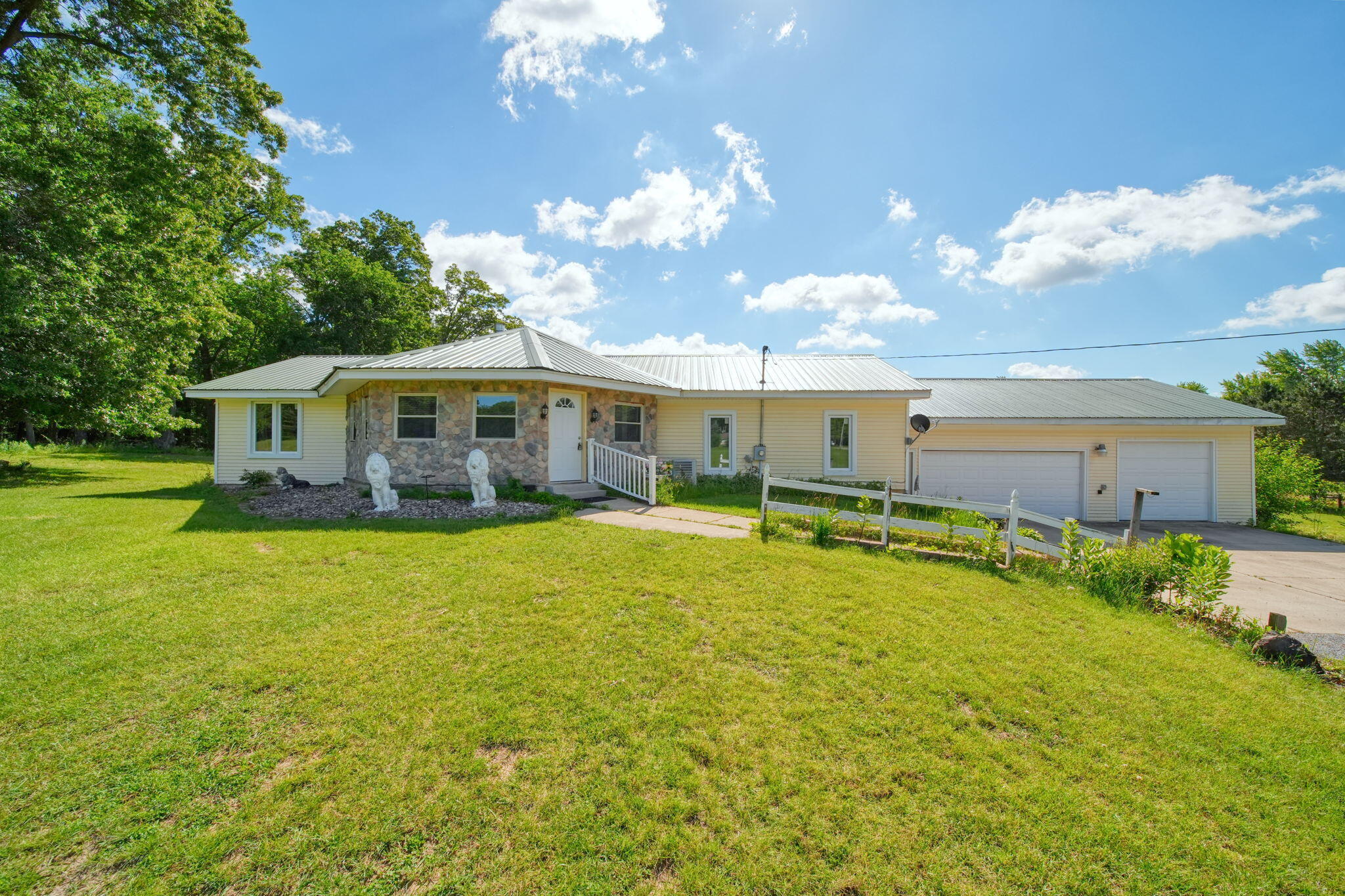 5995 N Sandstone Road Property Photo 1