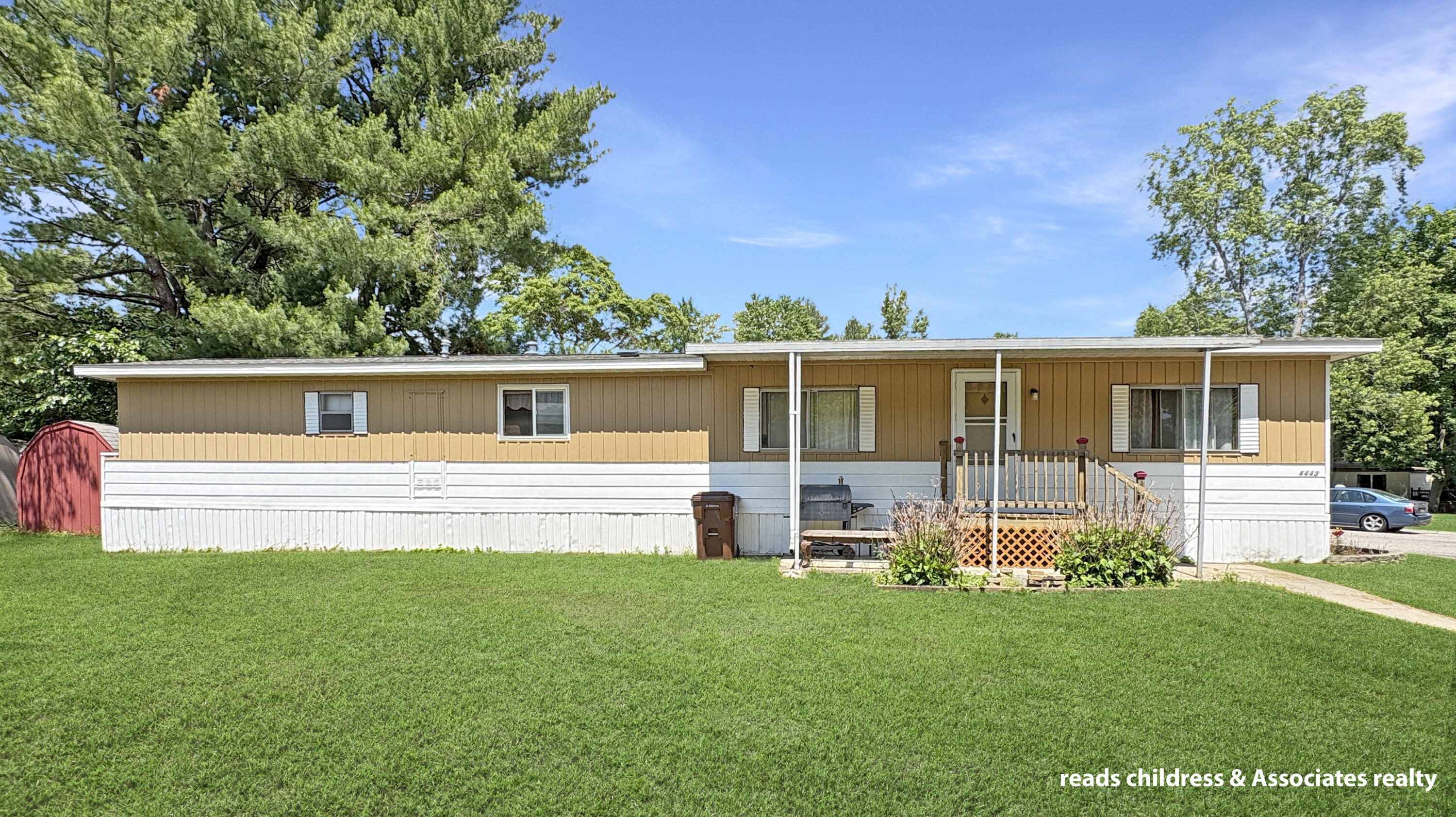 4443 Cedar Wood Street Ne Property Photo 1