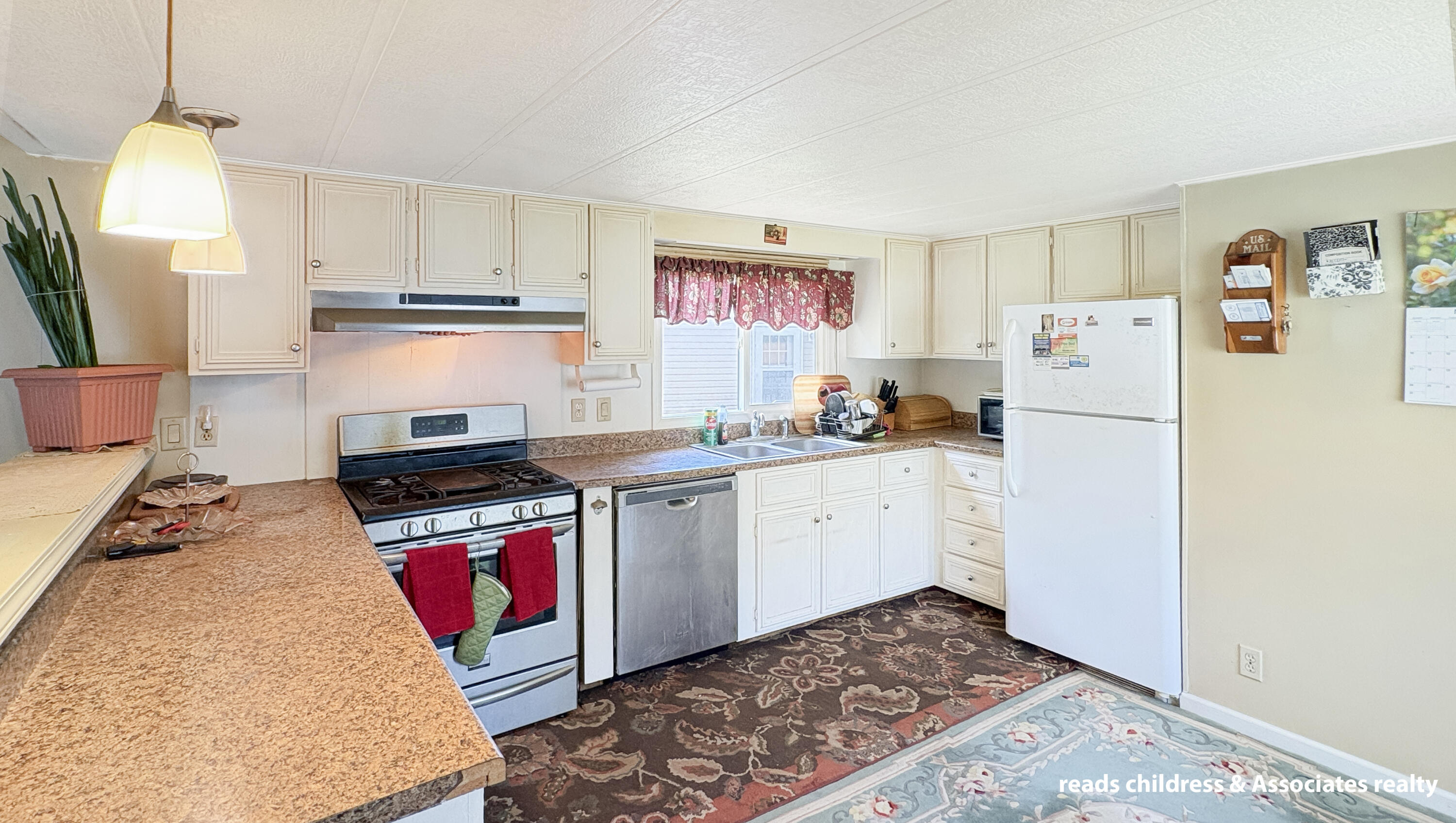 4443 Cedar Wood Street Ne Property Photo 9