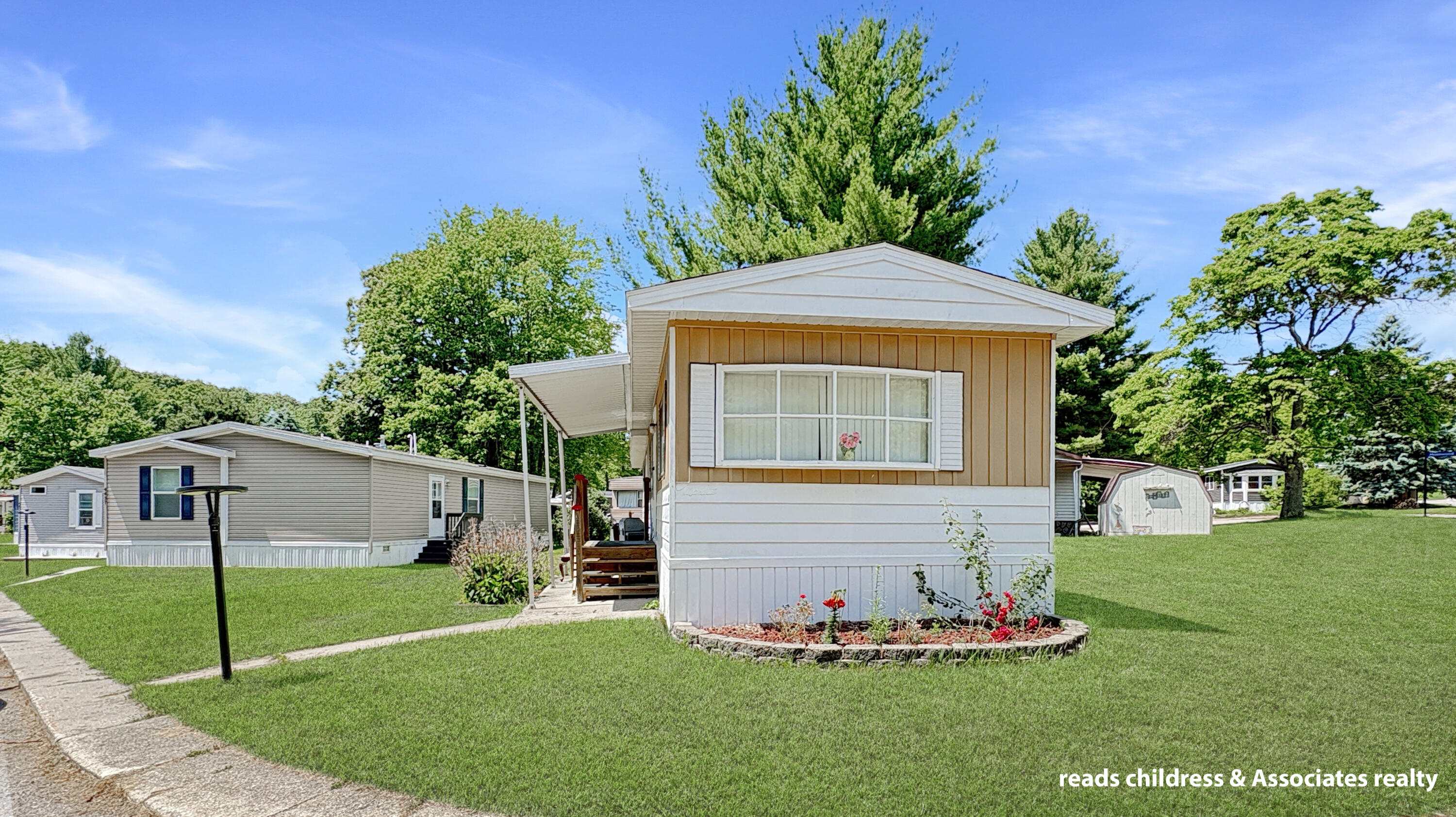 4443 Cedar Wood Street Ne Property Photo 16