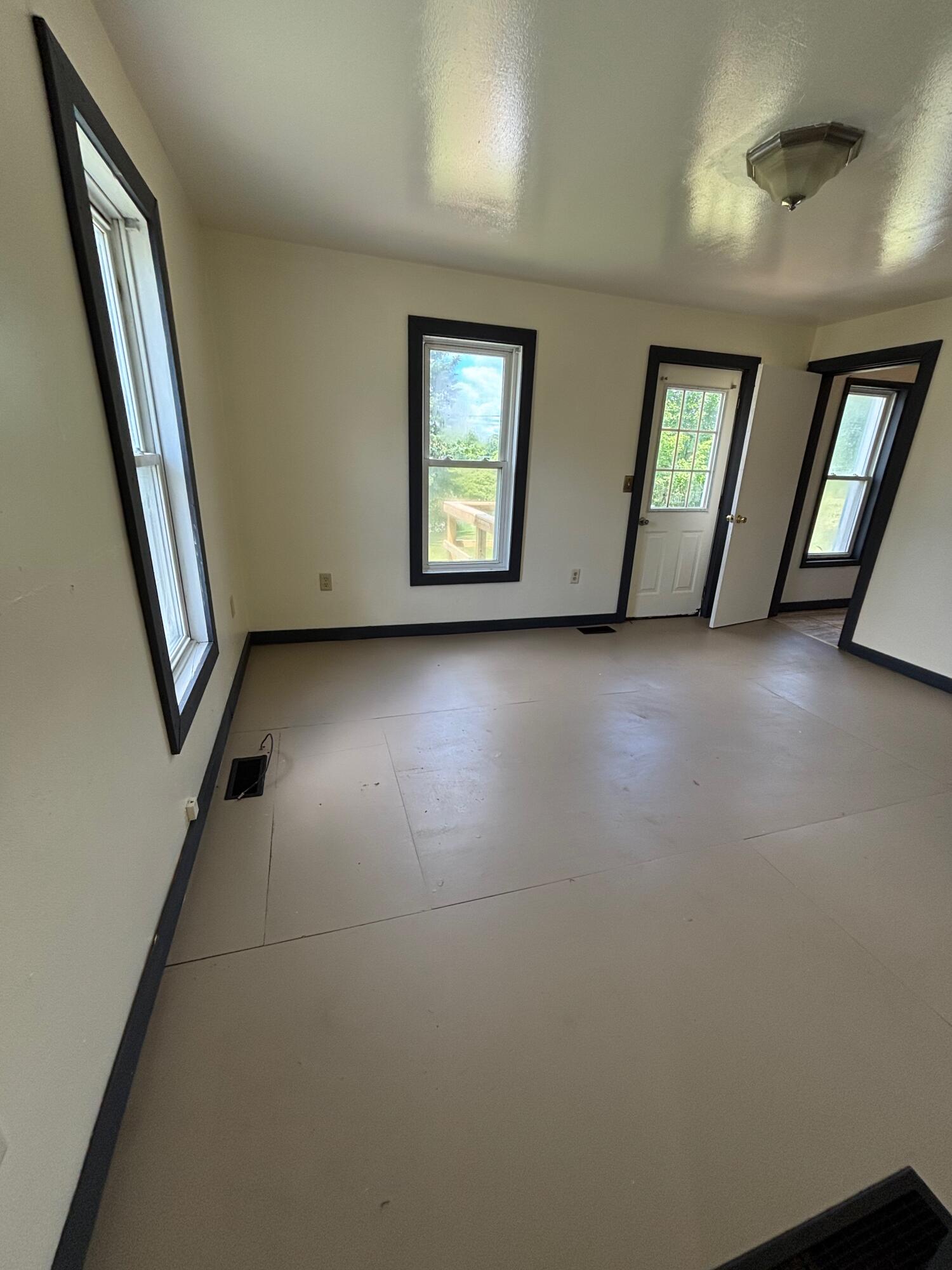 124 S Menes Street Property Photo 13