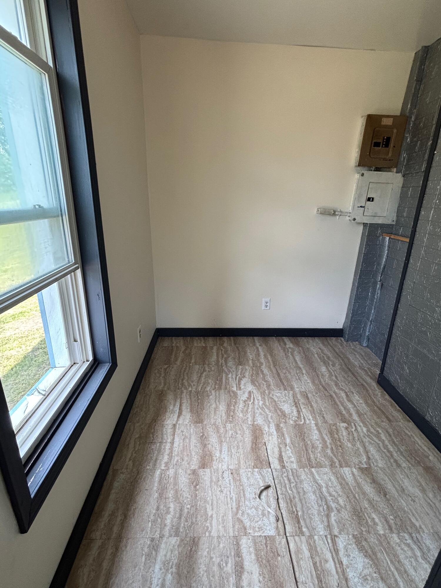 124 S Menes Street Property Photo 19