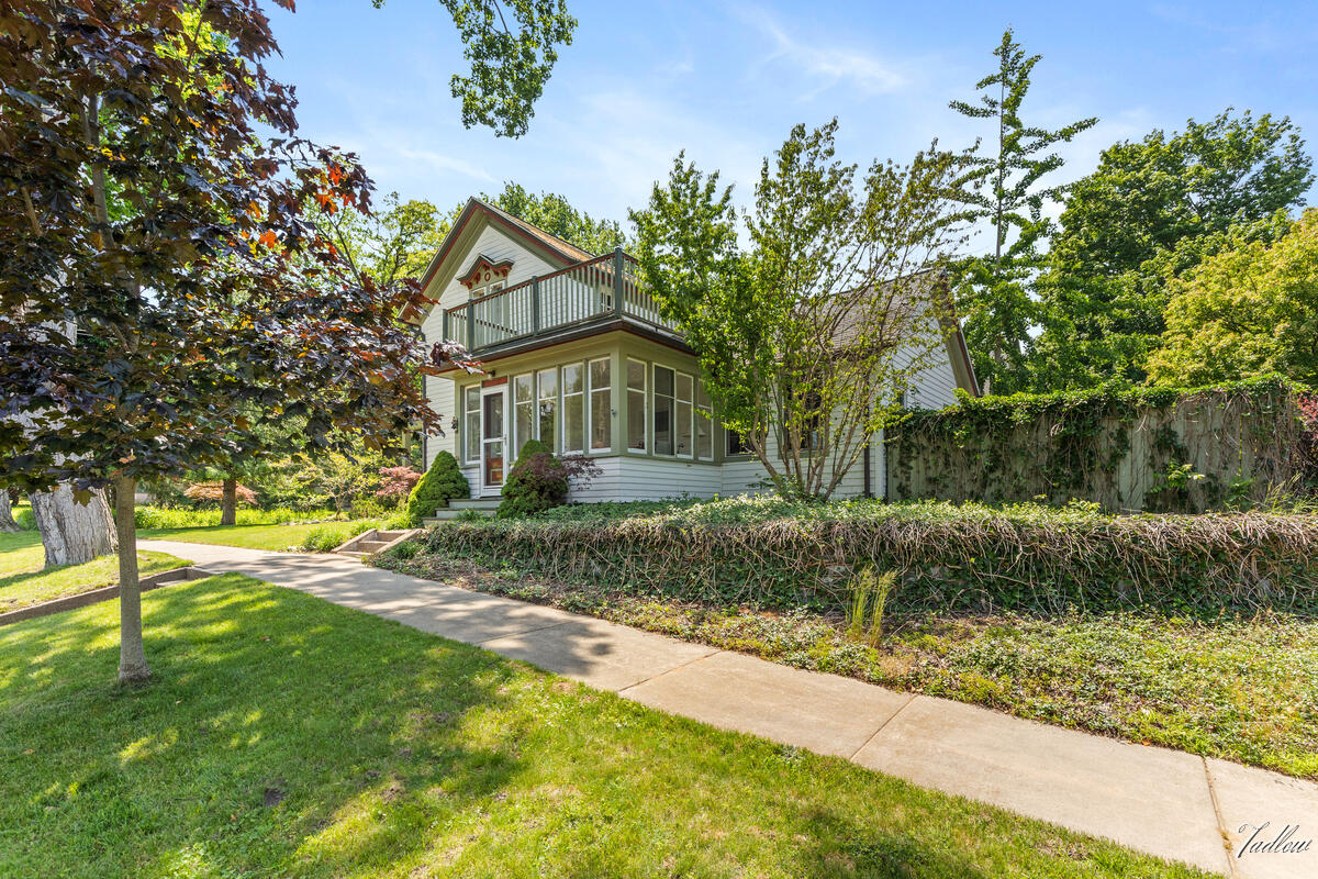 34 S Spring Street Property Photo 5