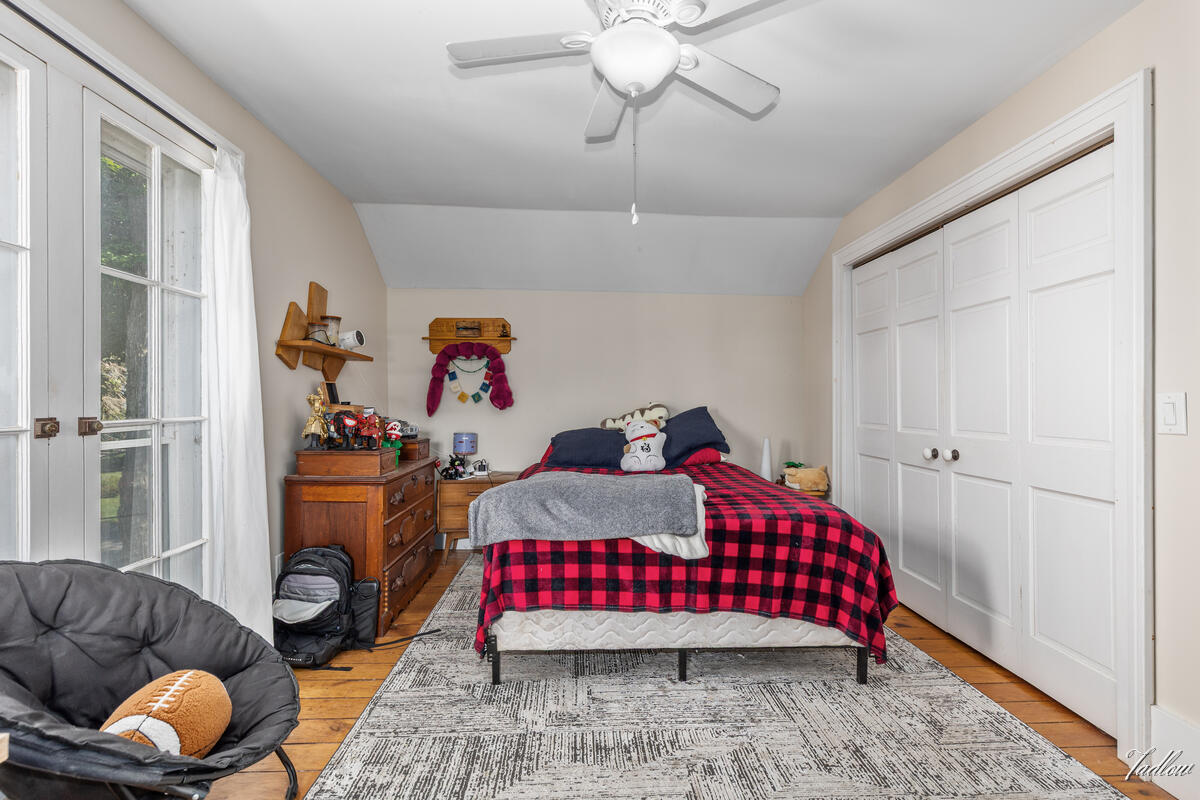 34 S Spring Street Property Photo 27