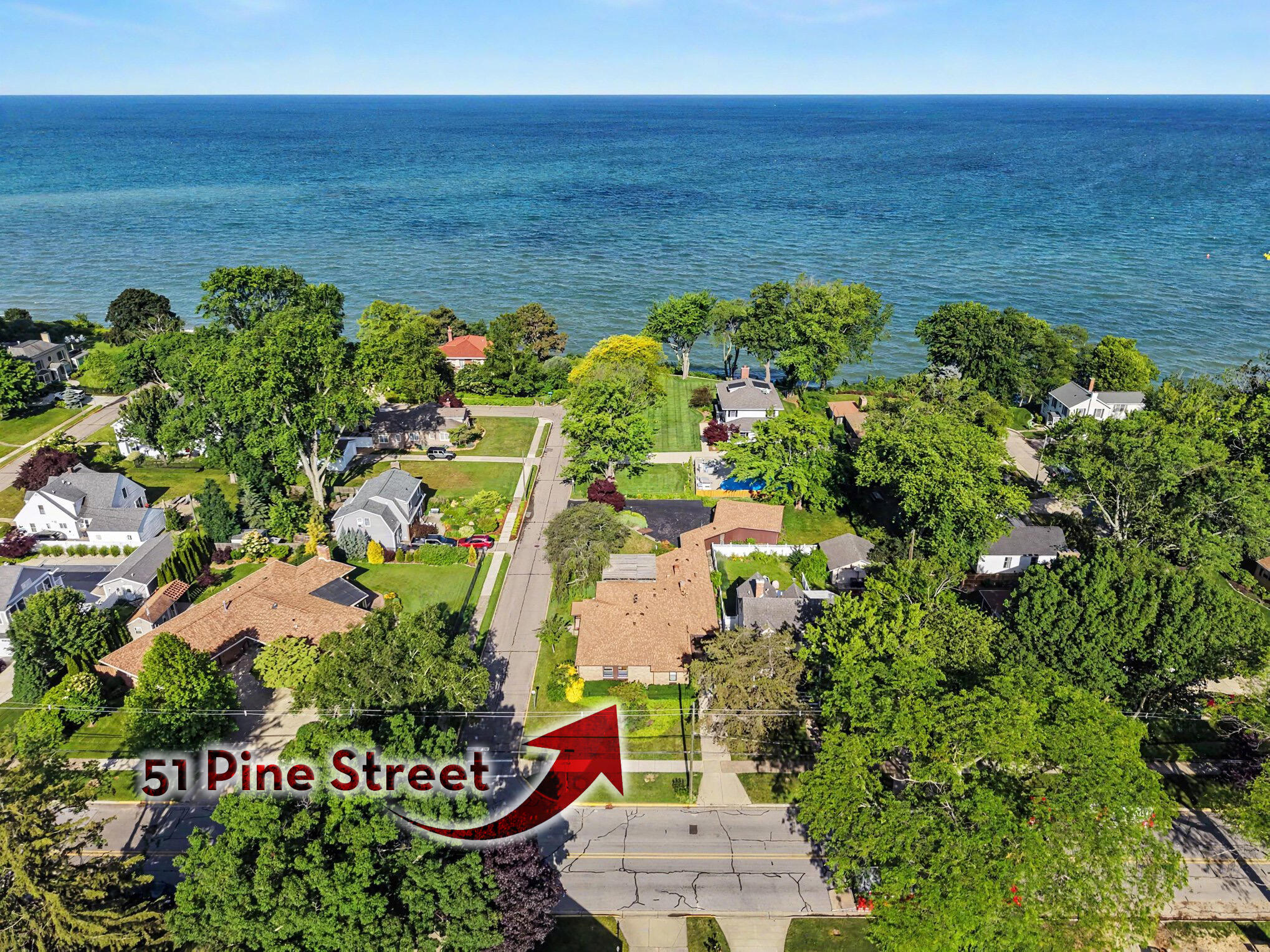 51 Pine Street Property Photo 2