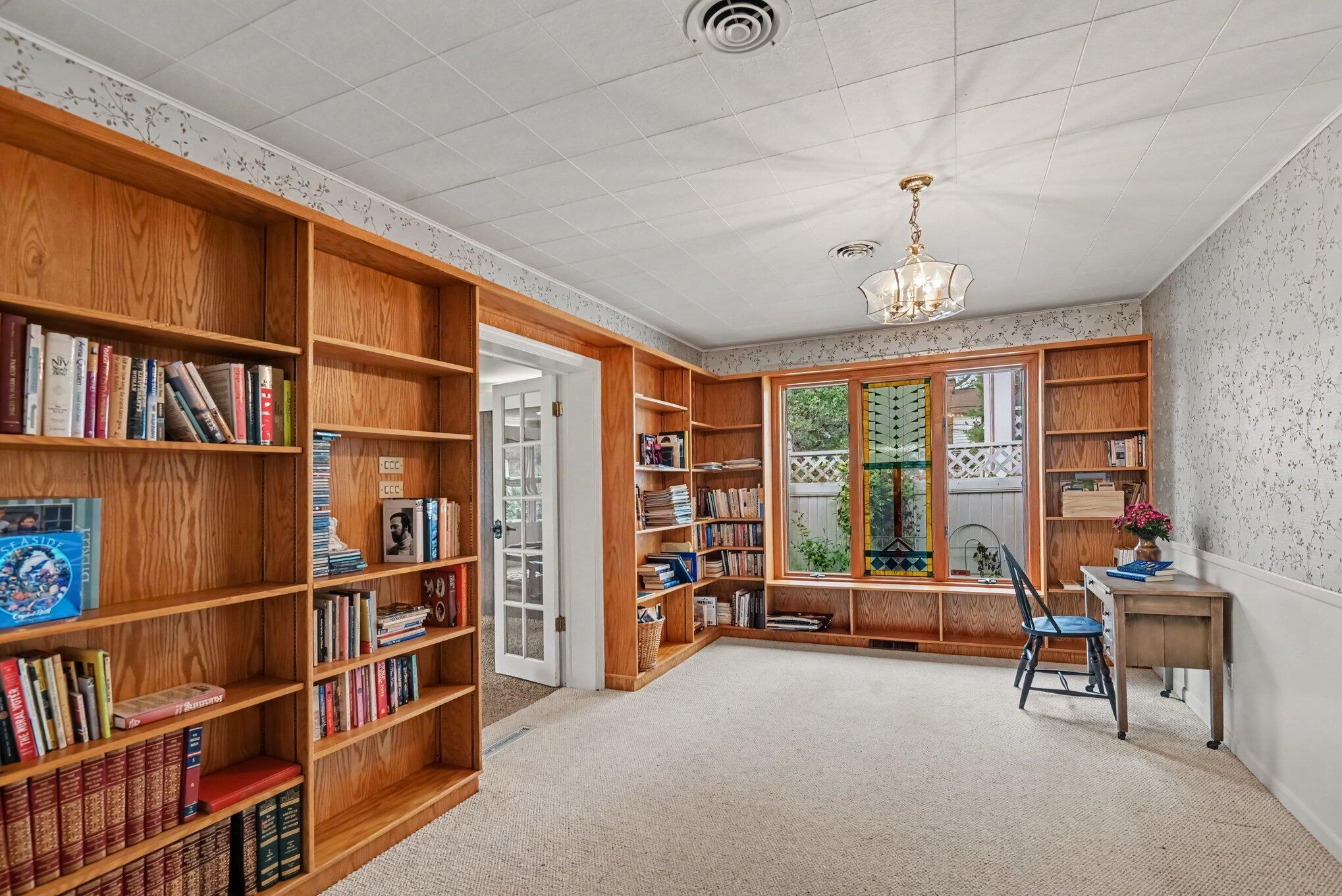 51 Pine Street Property Photo 19