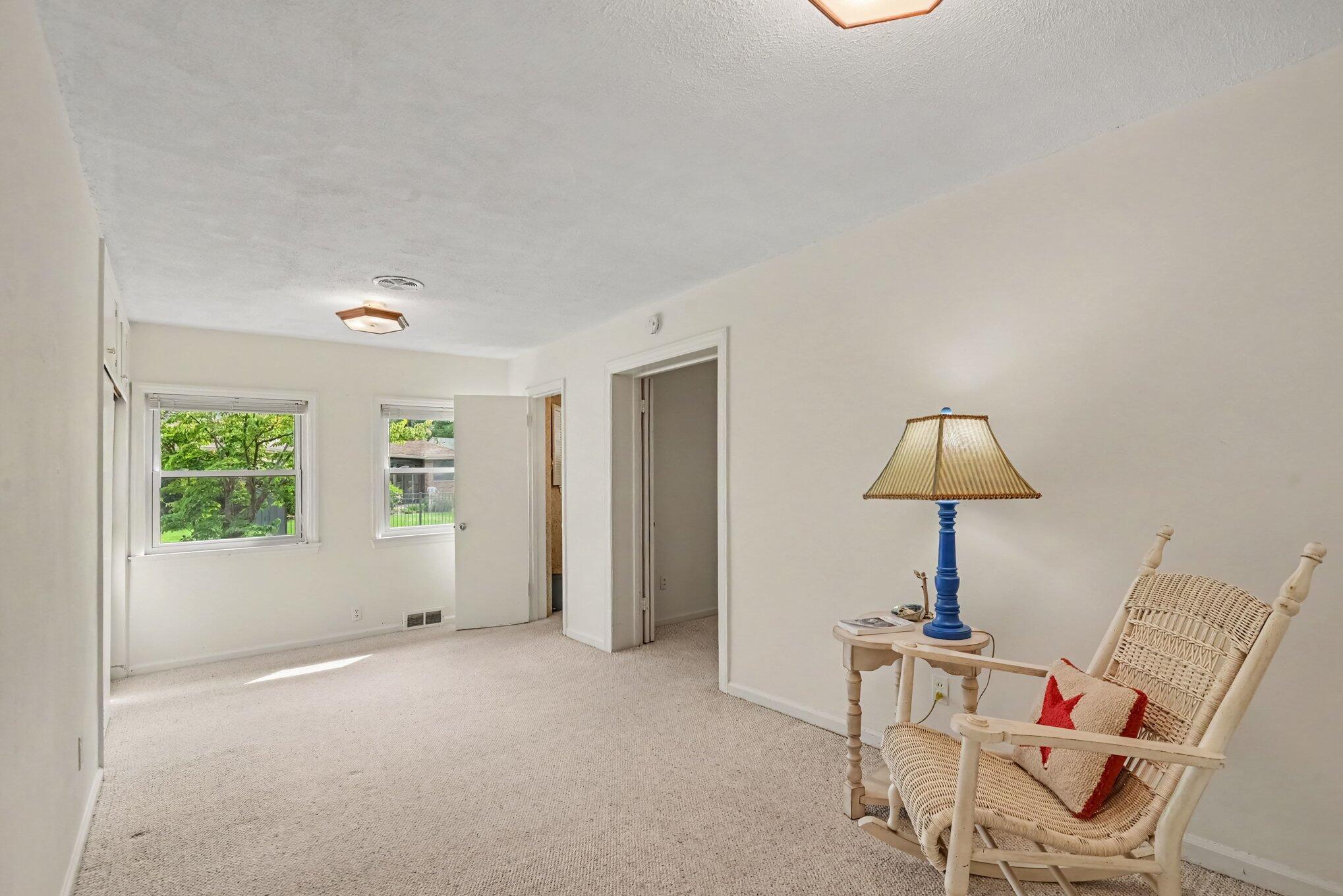 51 Pine Street Property Photo 24