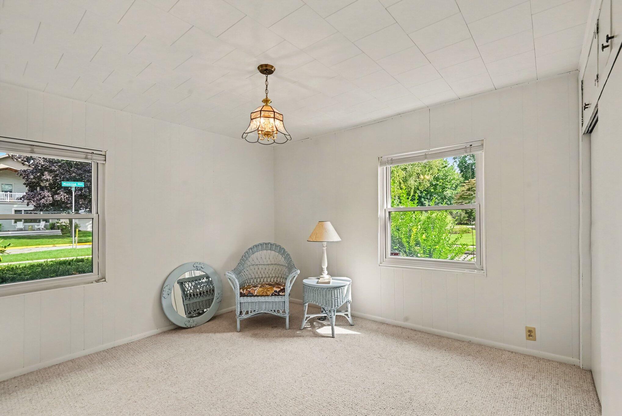 51 Pine Street Property Photo 27