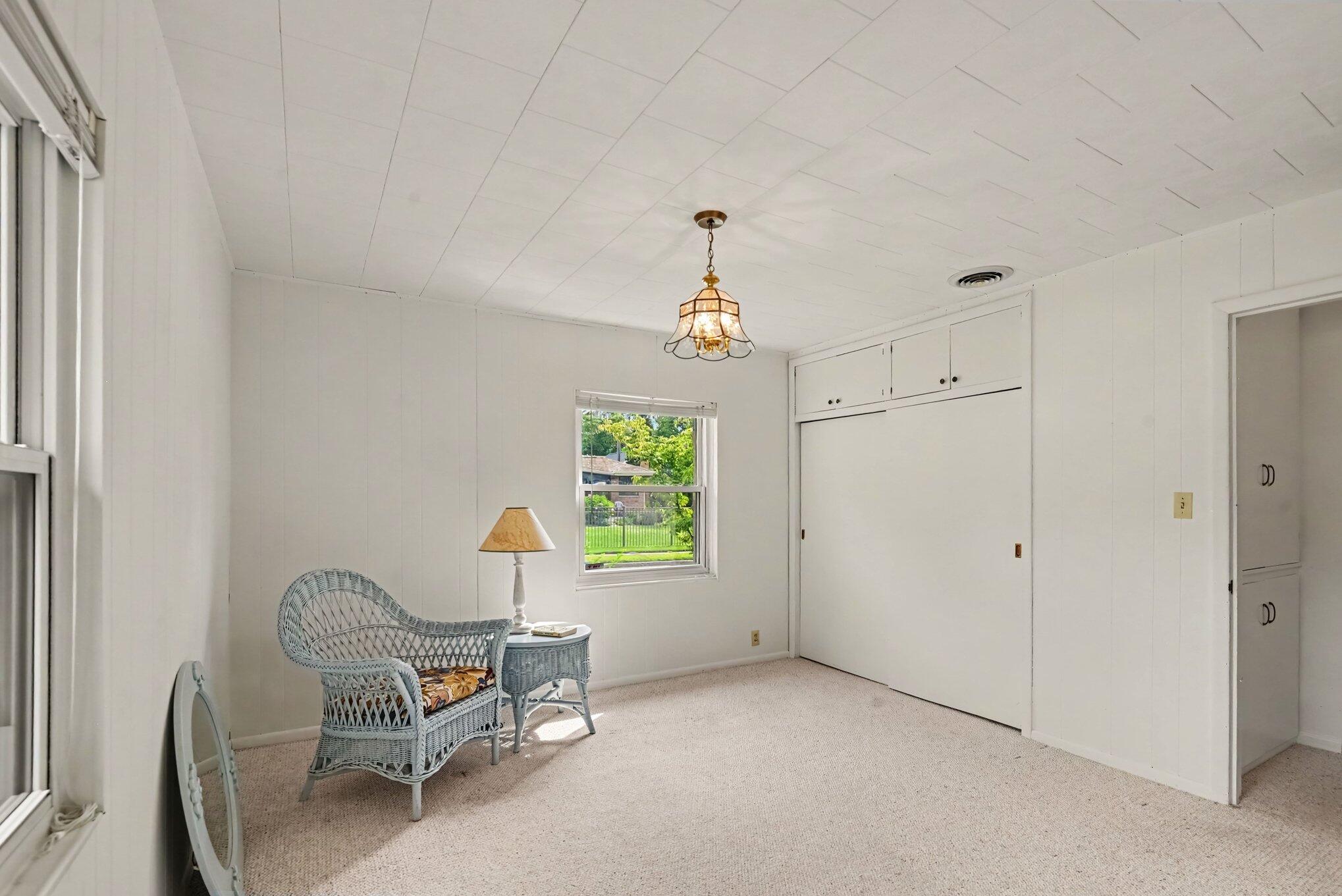 51 Pine Street Property Photo 28