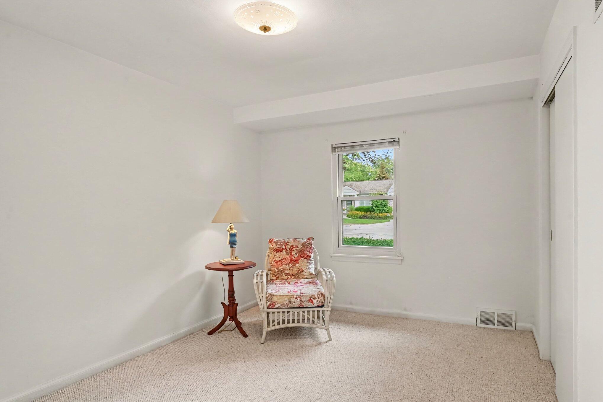 51 Pine Street Property Photo 30
