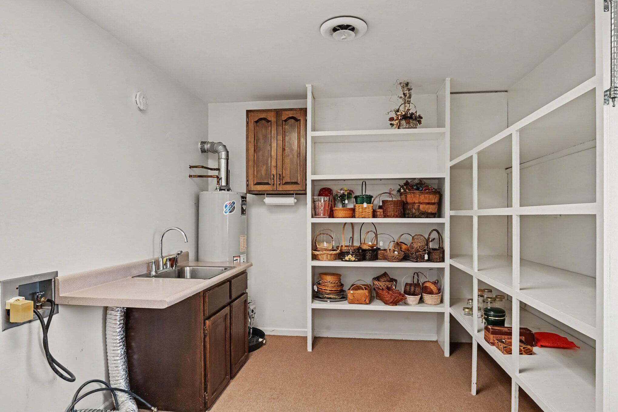 51 Pine Street Property Photo 32