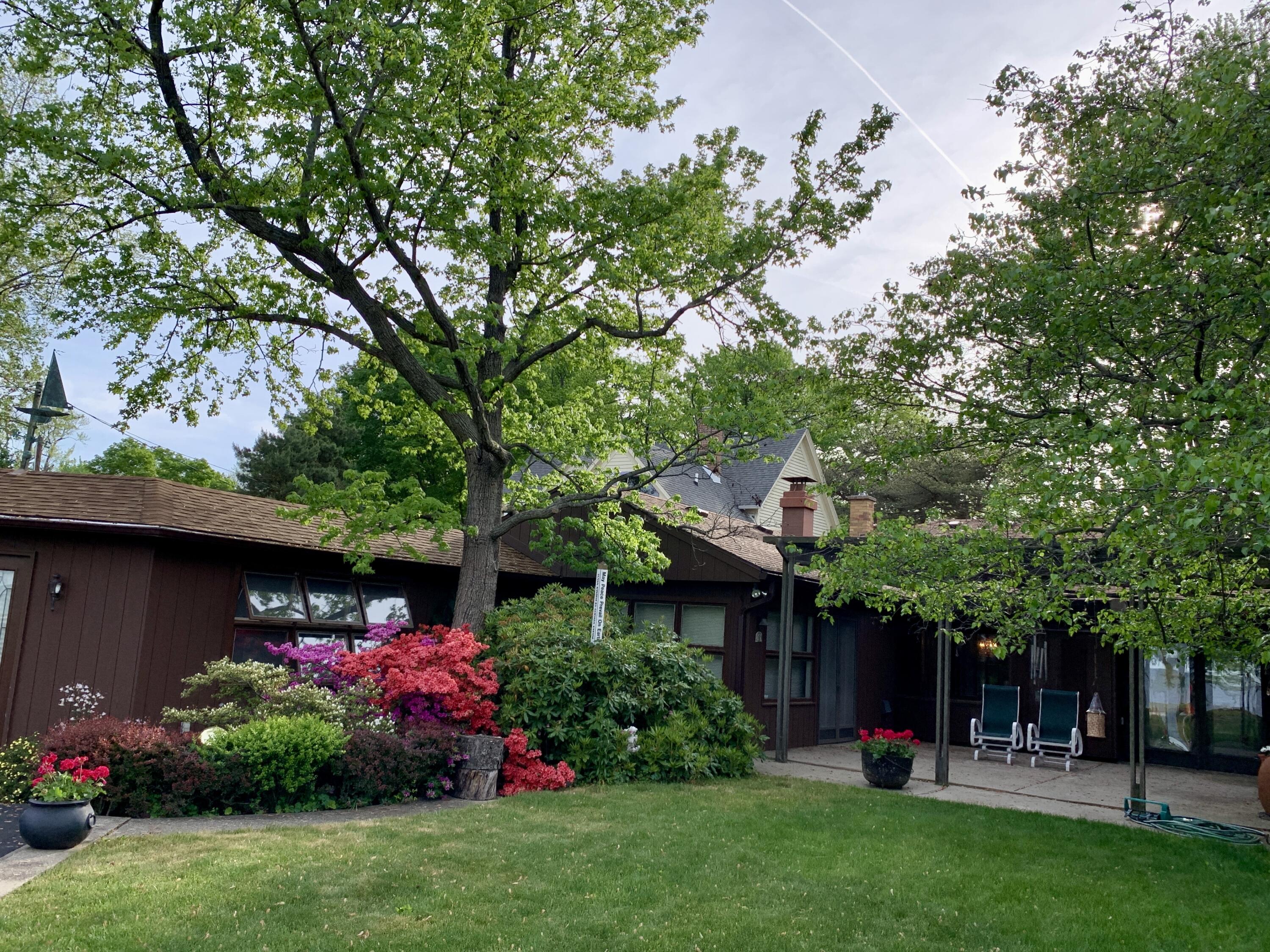 51 Pine Street Property Photo 41