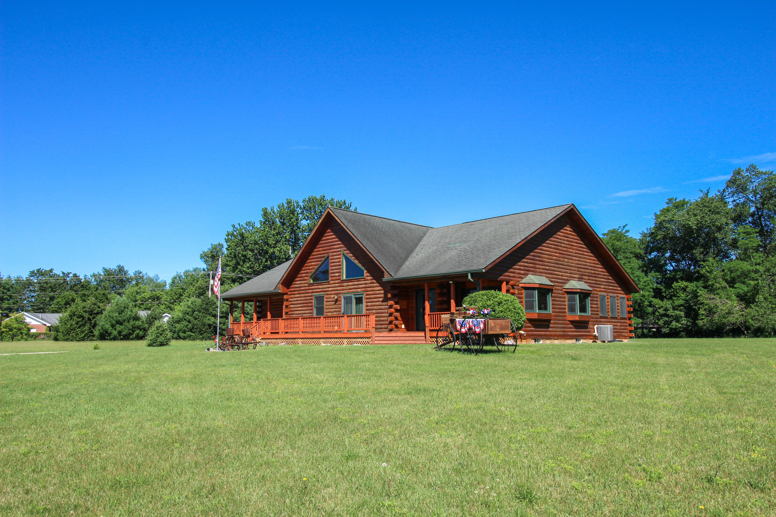 56664 Tanner Trail Property Photo 6