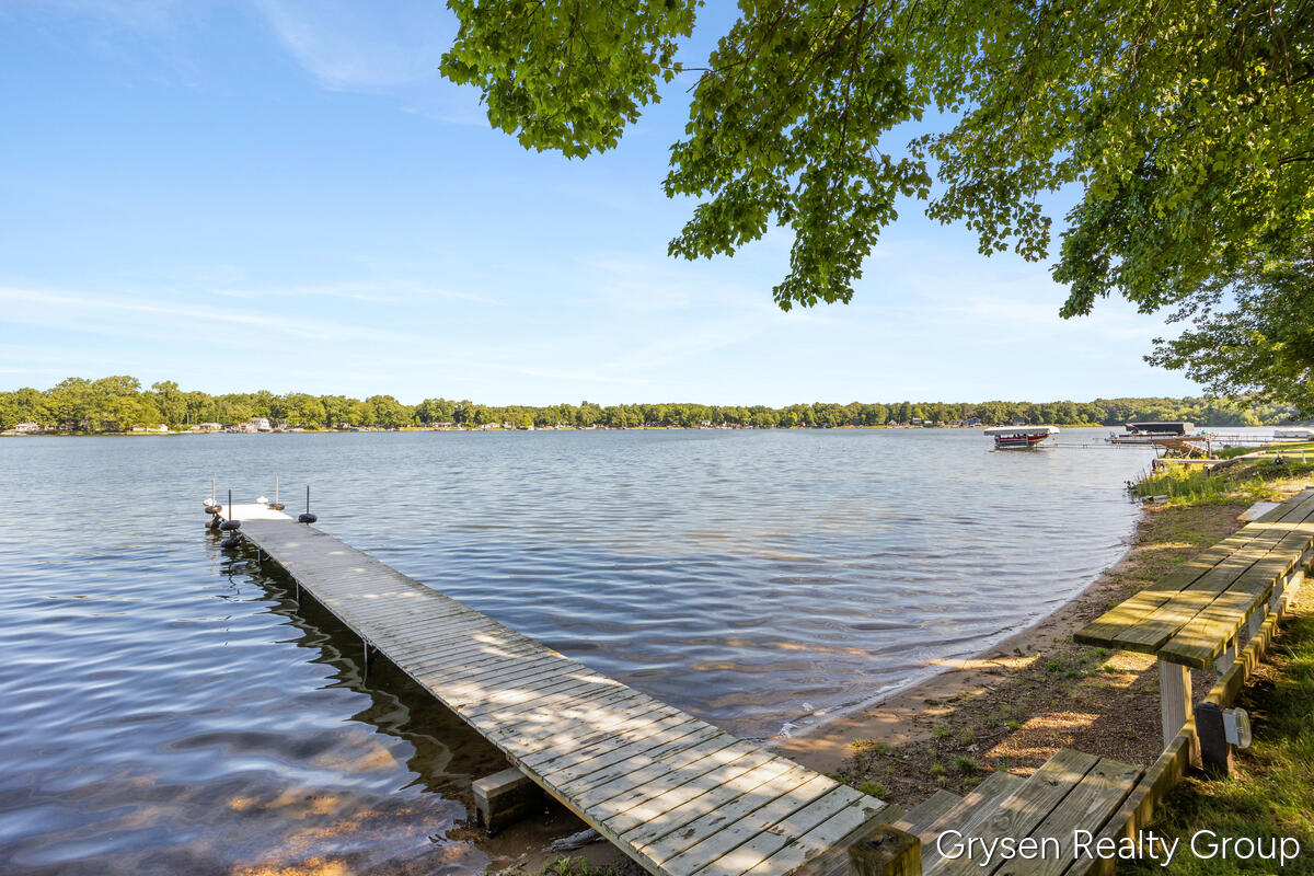 63530 Zabel Shores Road Property Photo 4