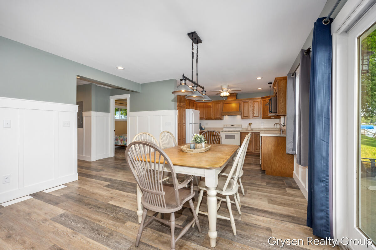 63530 Zabel Shores Road Property Photo 11