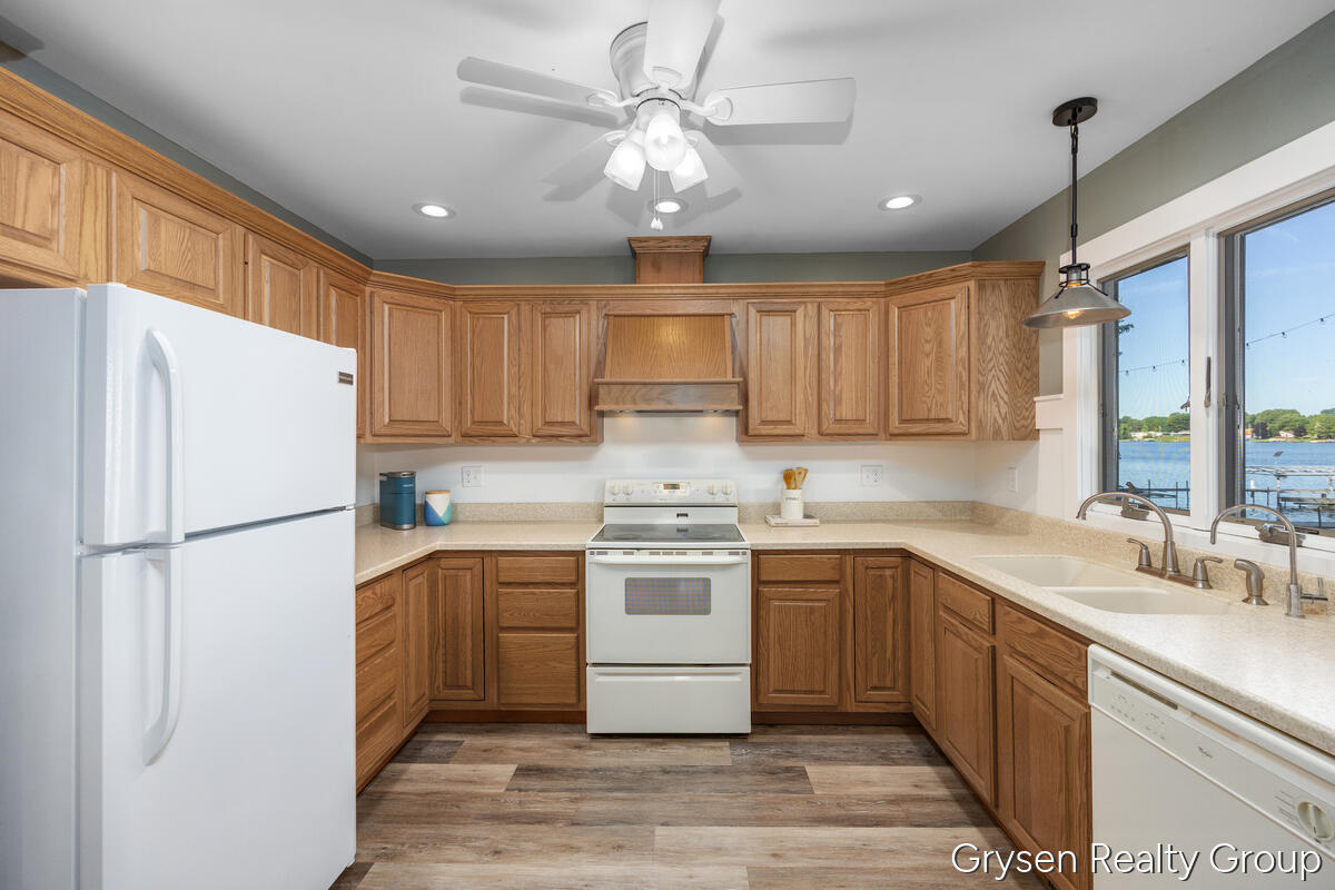 63530 Zabel Shores Road Property Photo 12