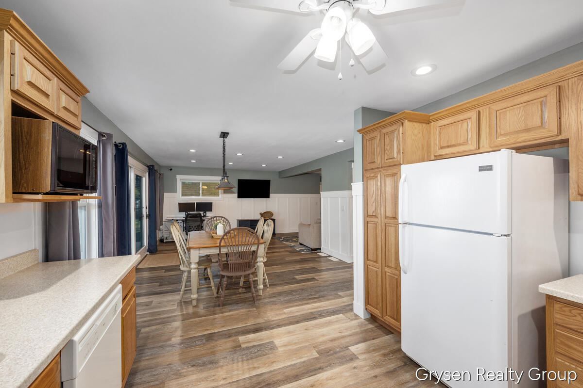 63530 Zabel Shores Road Property Photo 14