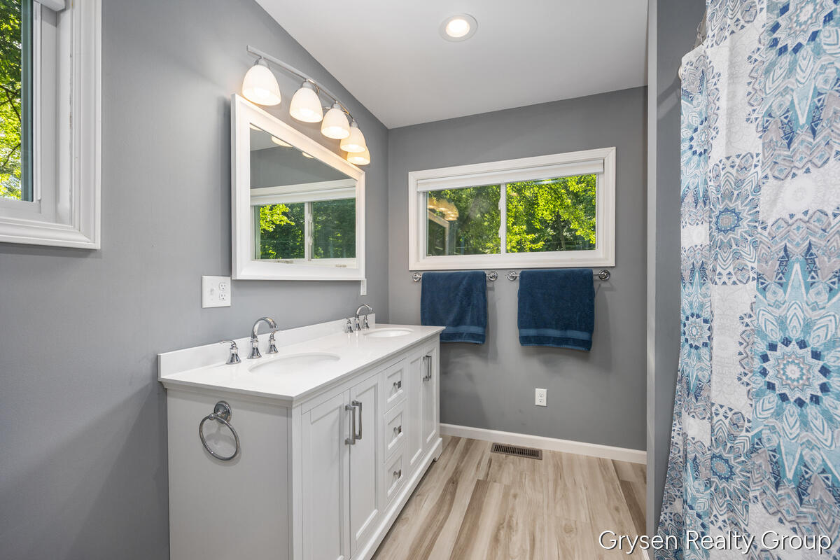63530 Zabel Shores Road Property Photo 17