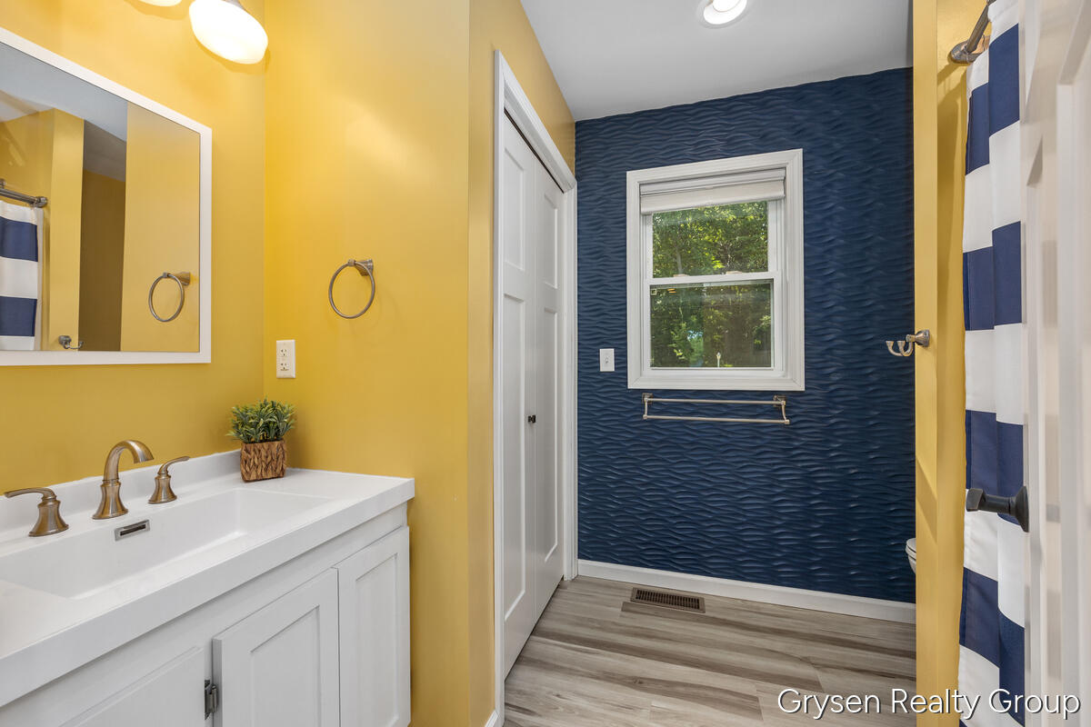 63530 Zabel Shores Road Property Photo 21