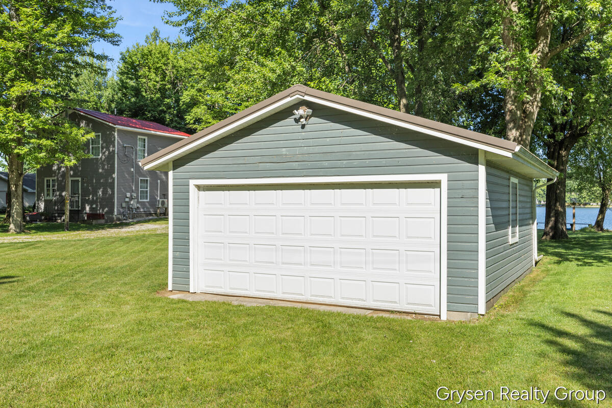 63530 Zabel Shores Road Property Photo 29