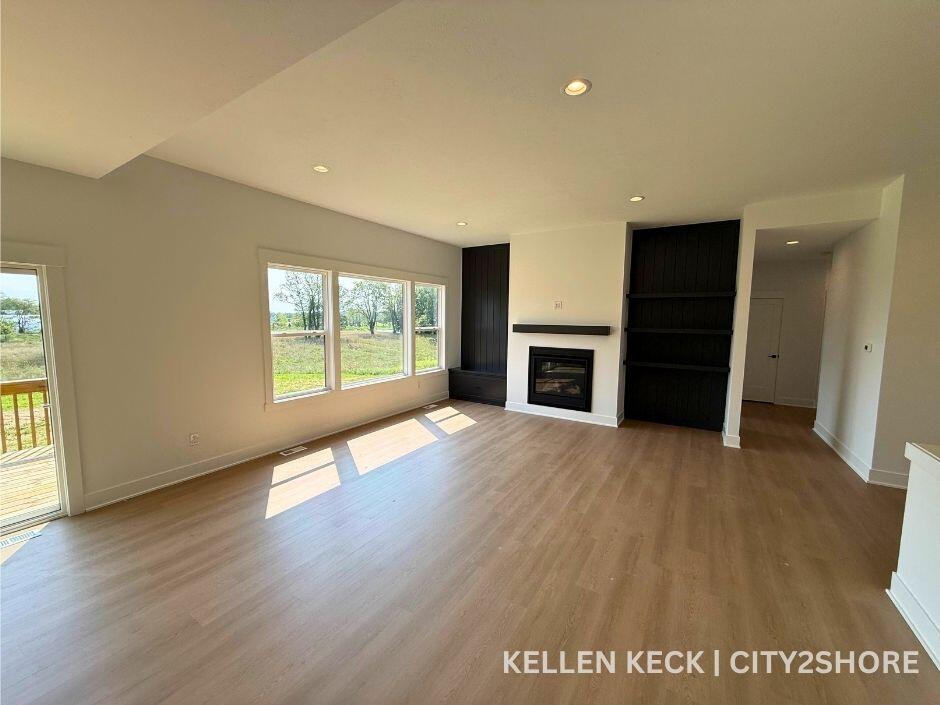 11338 Bancroft Way Property Photo 8