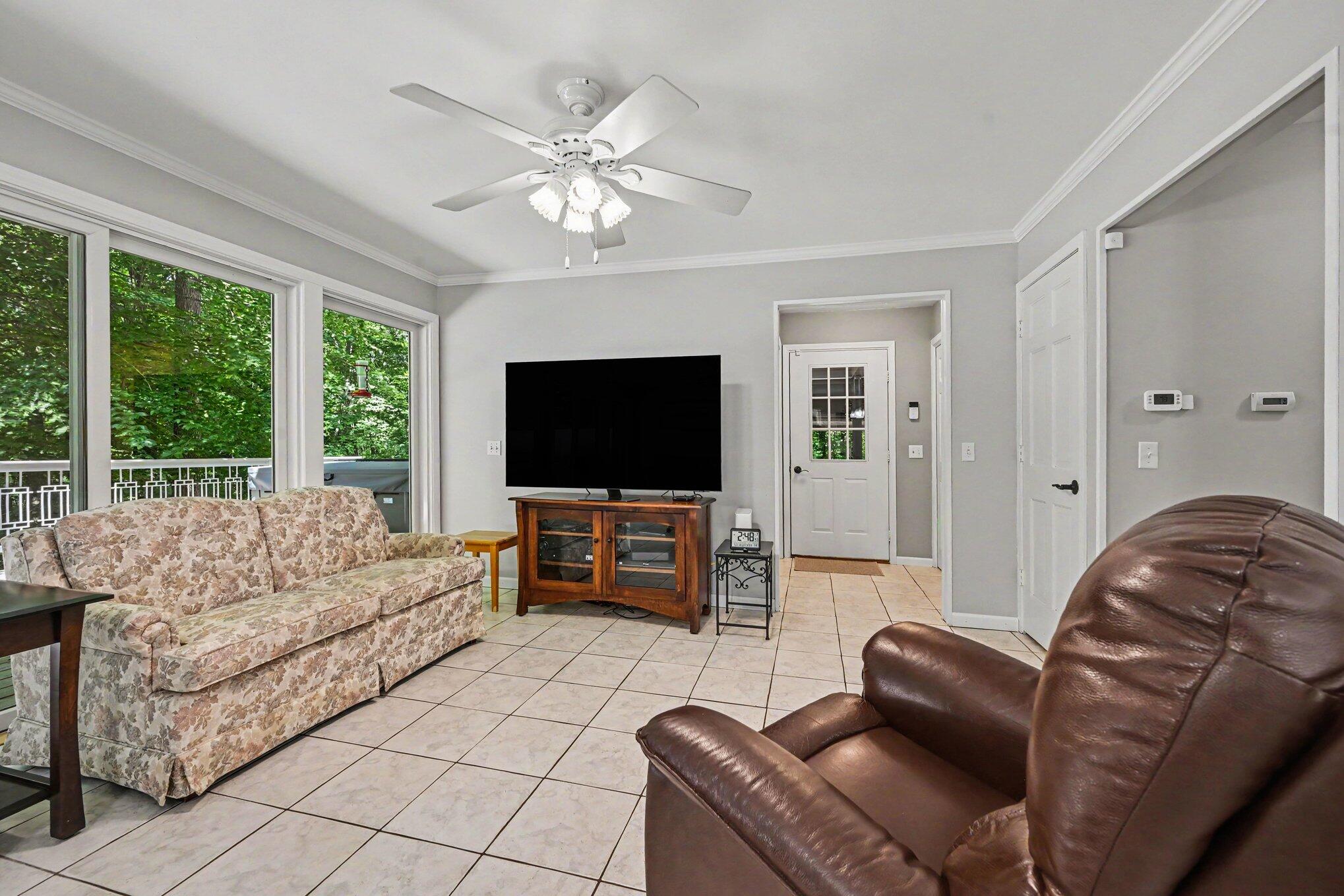 8656 W R Avenue Property Photo 12