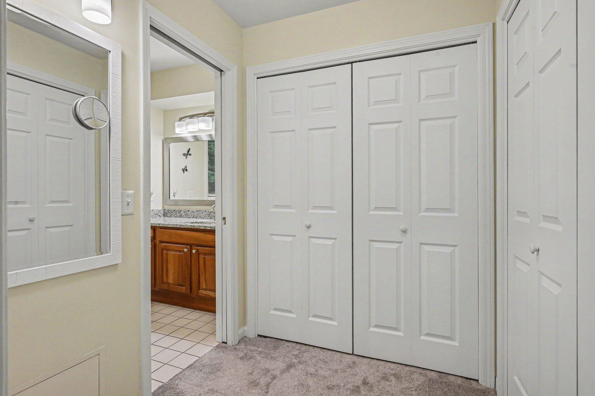 8656 W R Avenue Property Photo 17