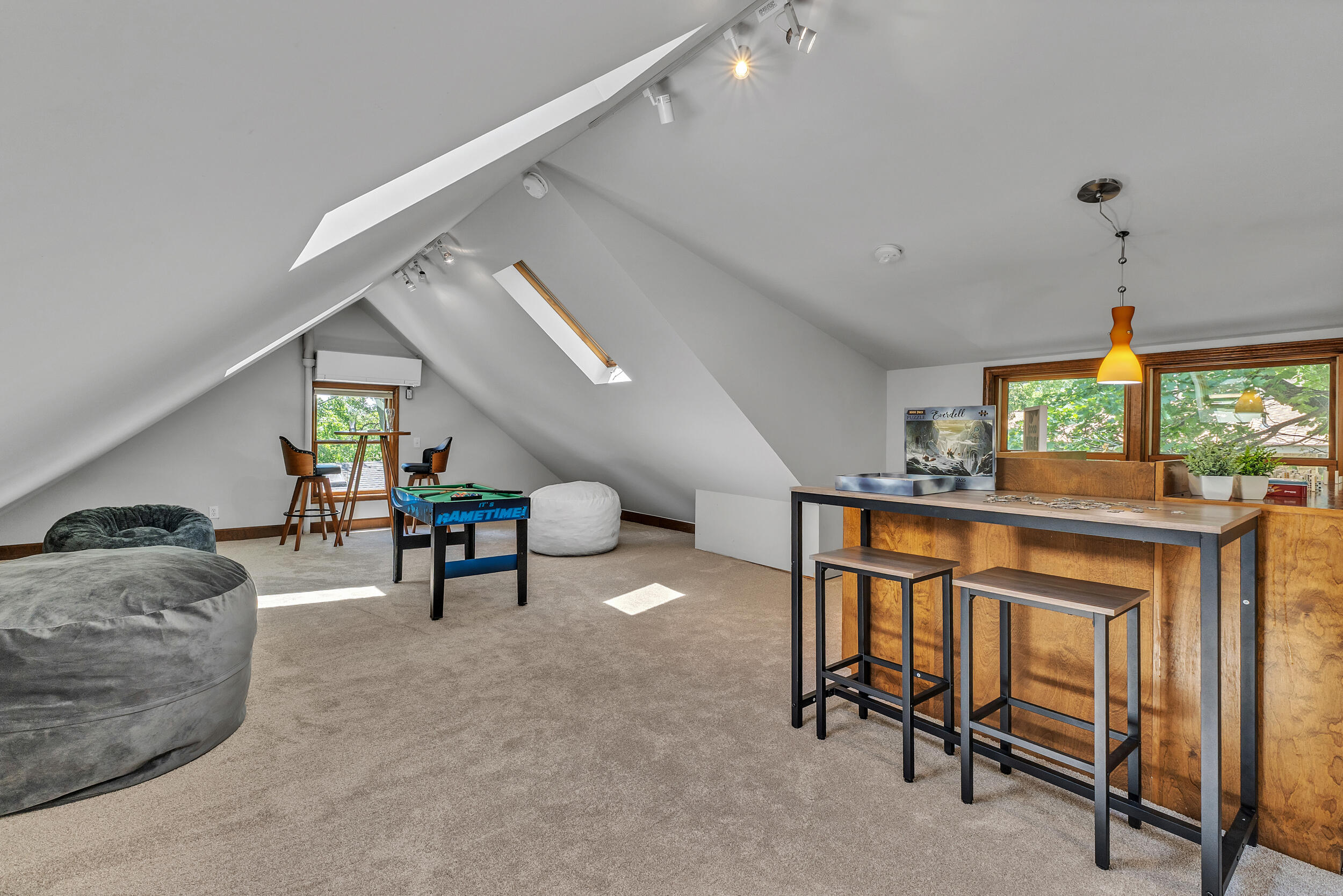 1418 Morton Avenue Property Photo 21
