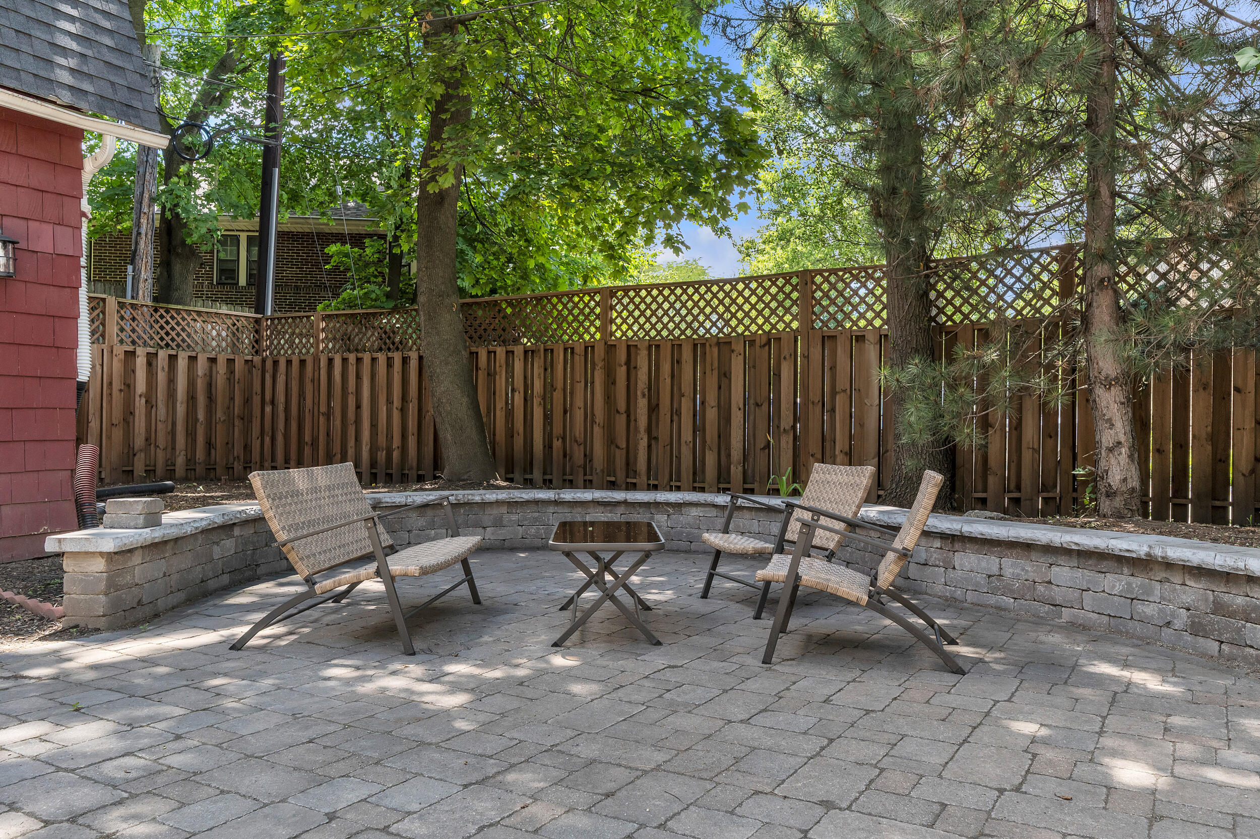 1418 Morton Avenue Property Photo 25