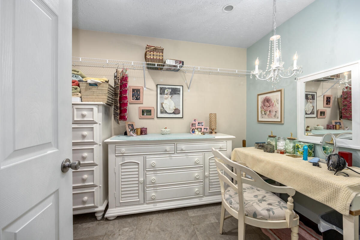 4393 Twilight Way Property Photo 15