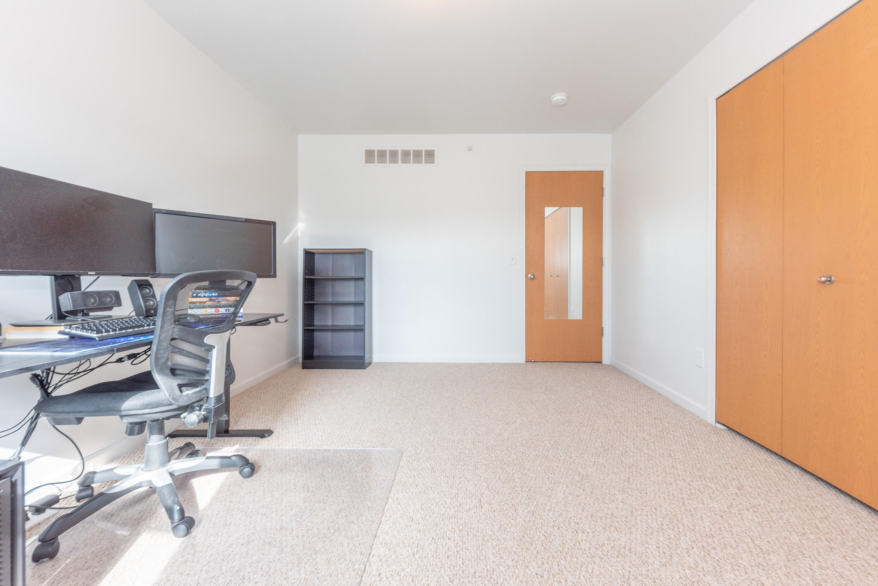 1104 Riversedge Drive Property Photo 31