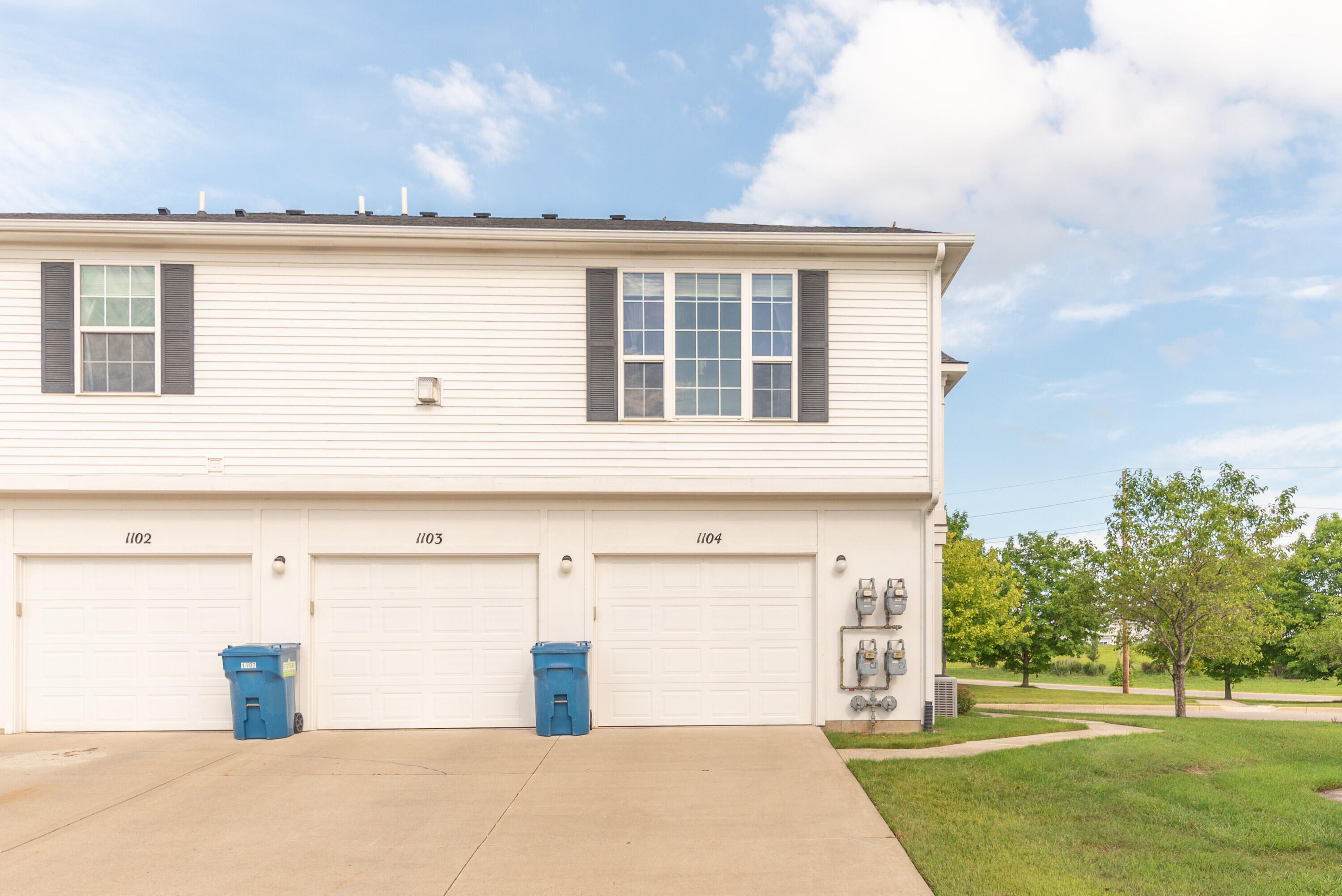 1104 Riversedge Drive Property Photo 34