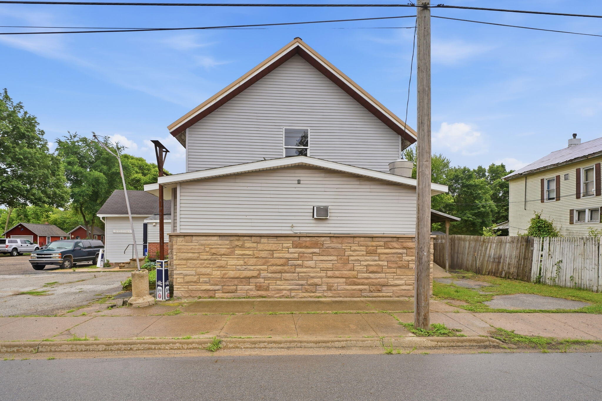 31011 M 60 Property Photo 1