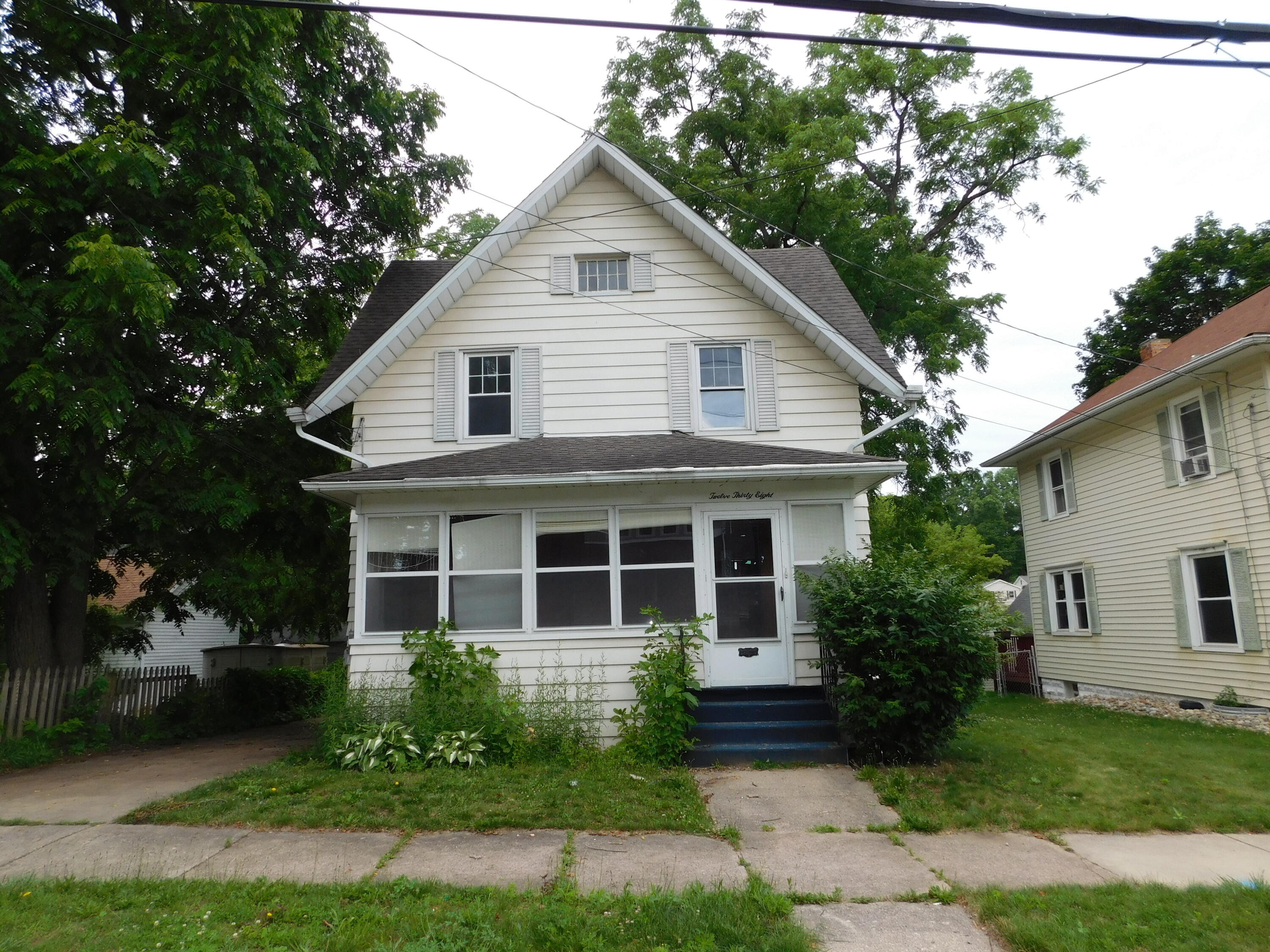 1238 3rd Street Property Photo 1