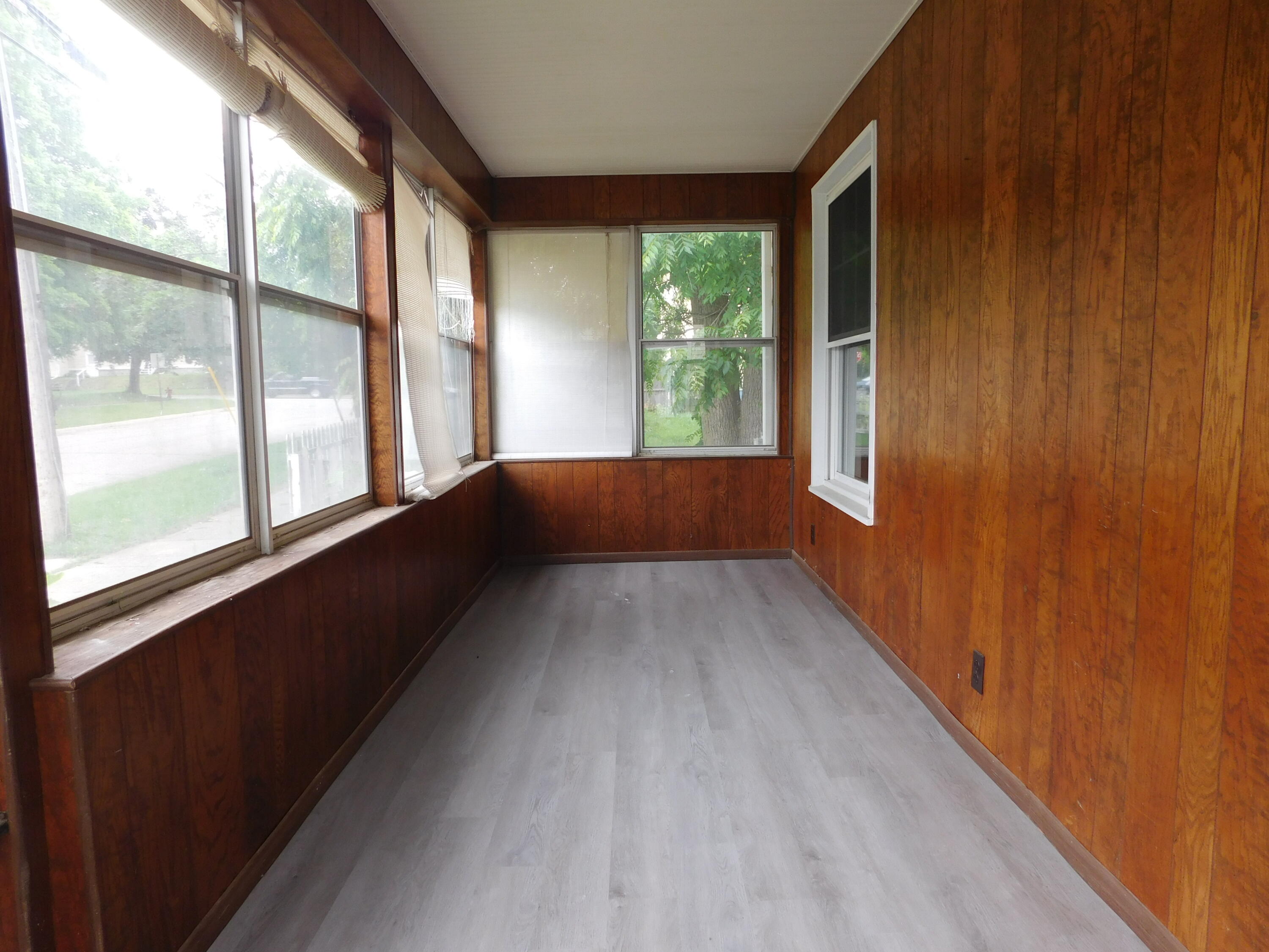 1238 3rd Street Property Photo 4