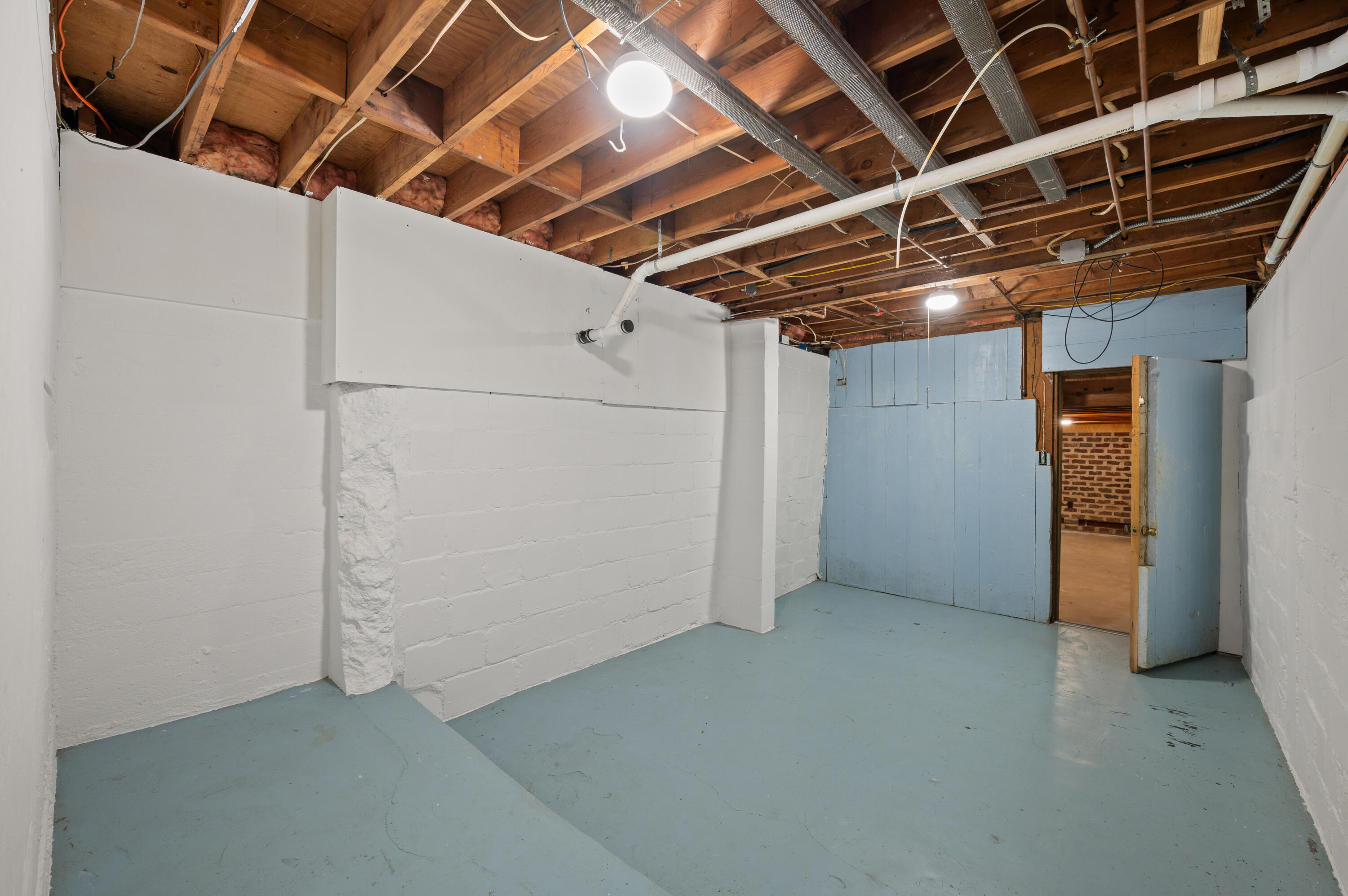 347 Ridgeway Street Property Photo 37