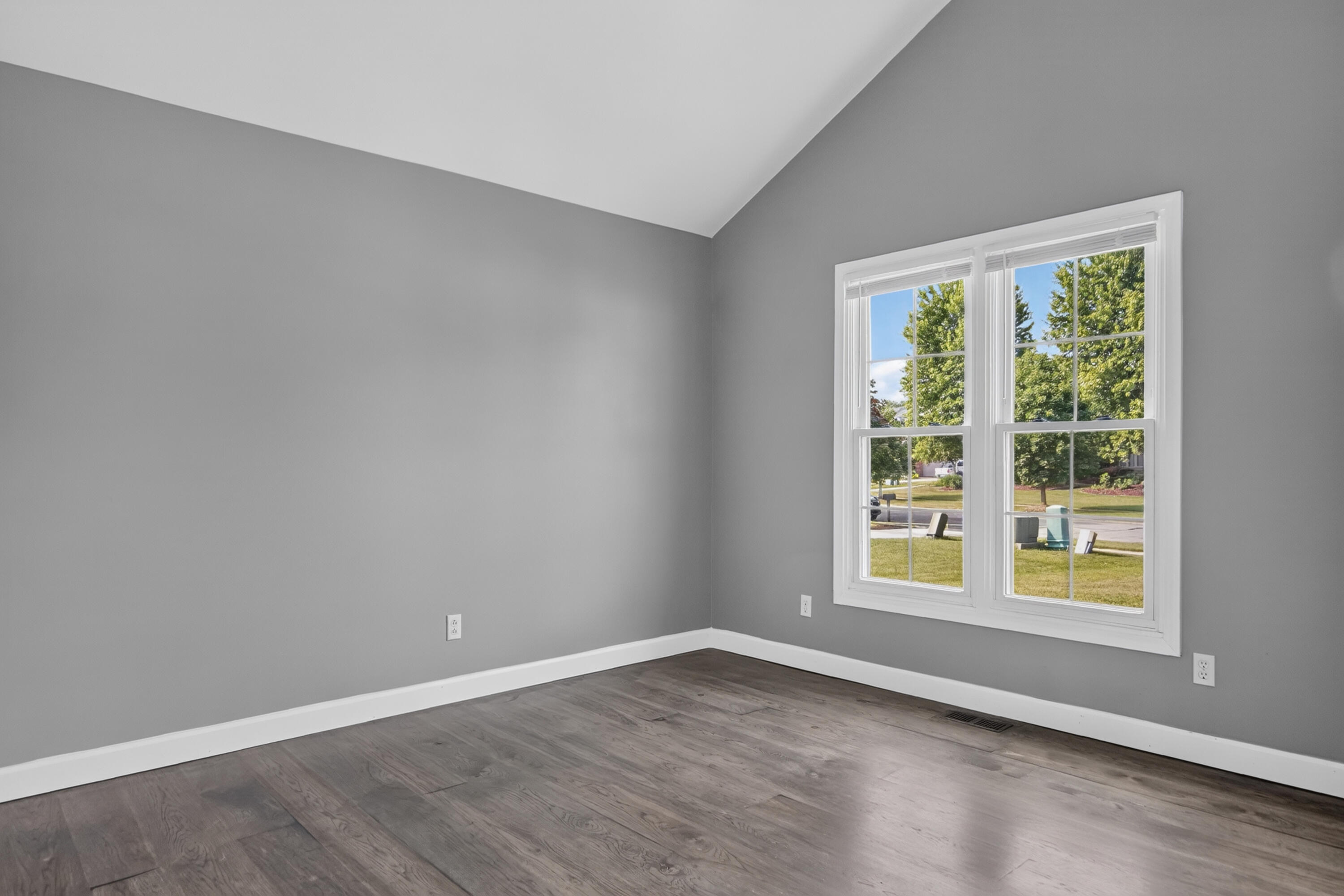 6961 Suncrest Drive Property Photo 10
