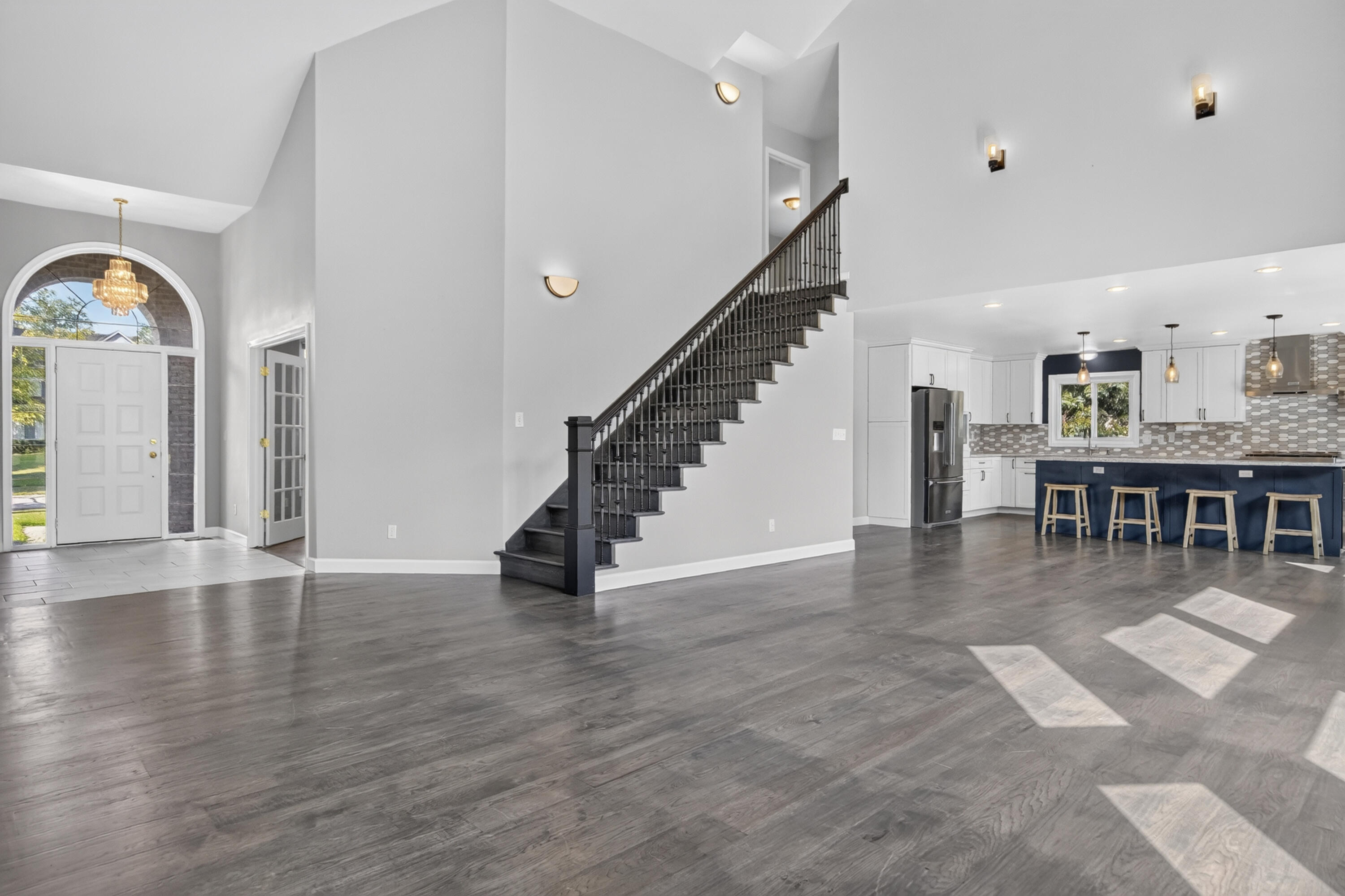 6961 Suncrest Drive Property Photo 17