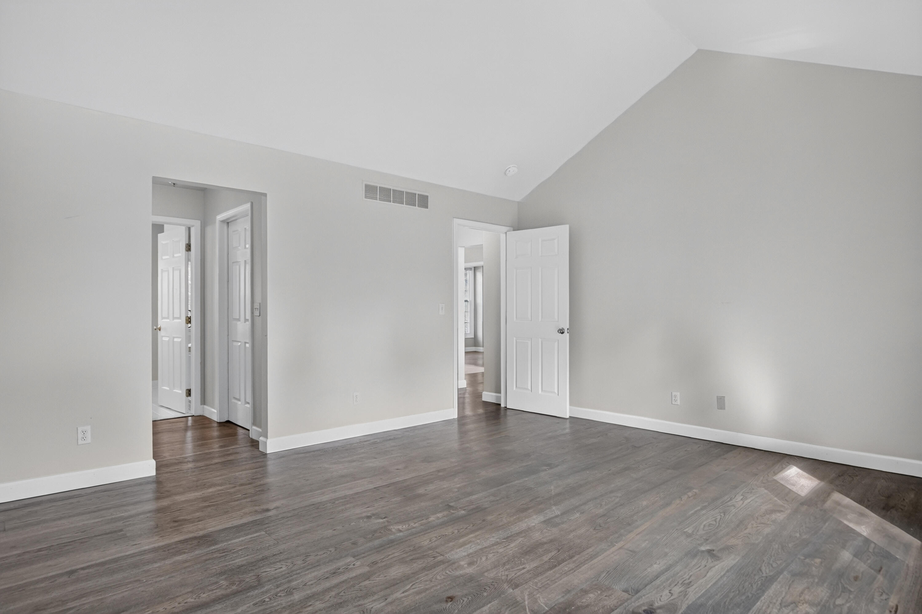 6961 Suncrest Drive Property Photo 31