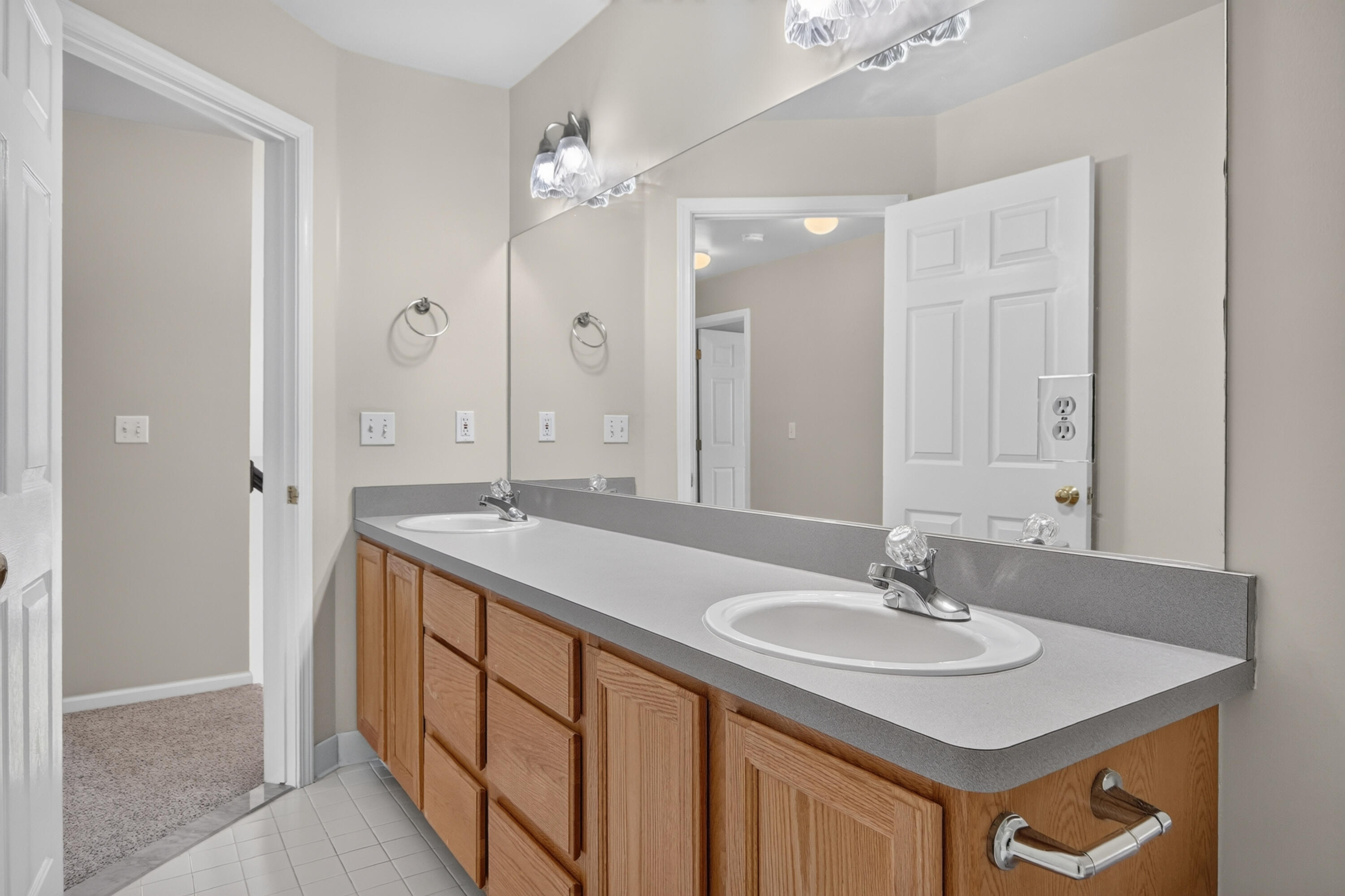 6961 Suncrest Drive Property Photo 52