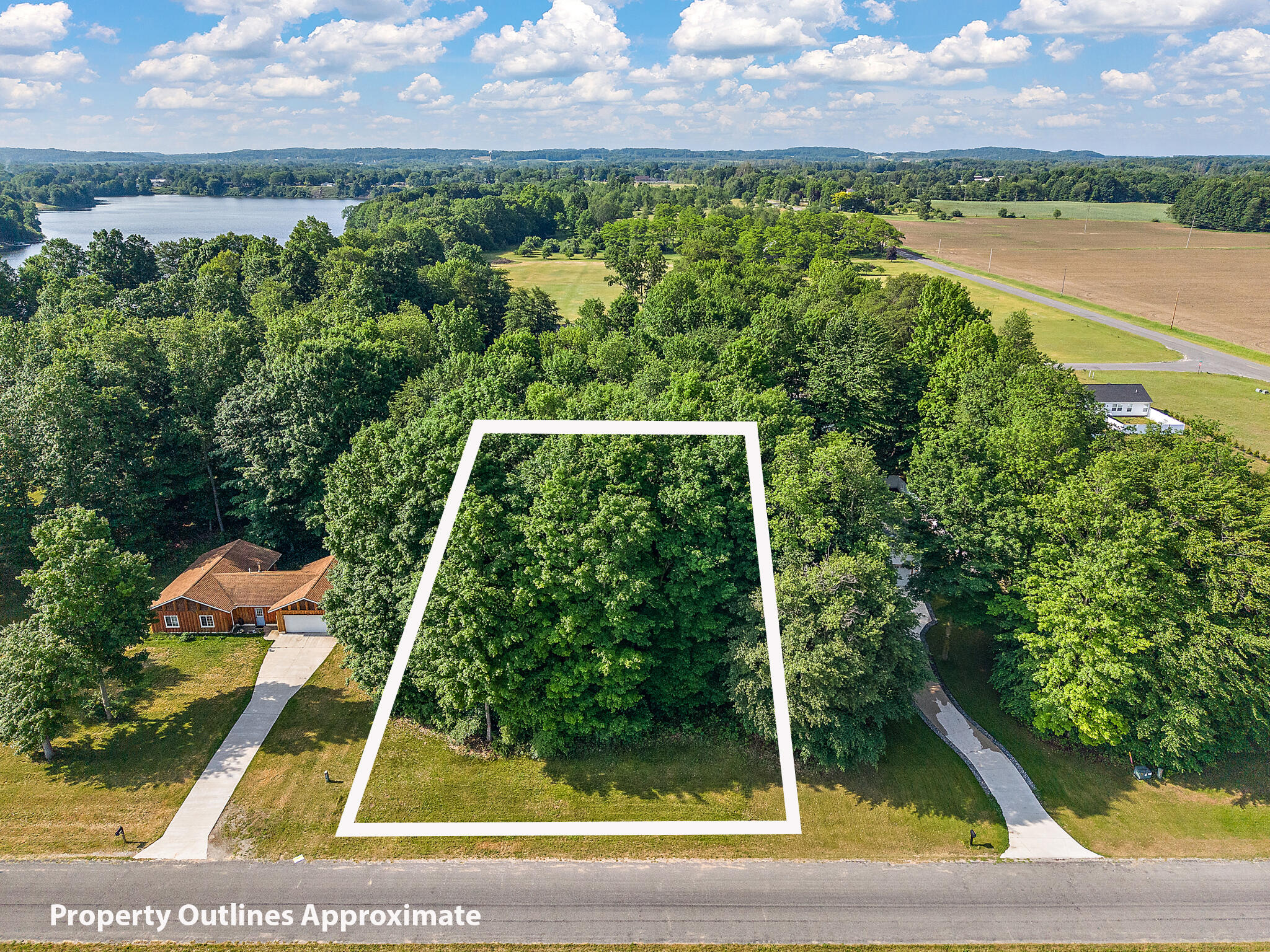 3943 W Harrison Road Property Photo 2