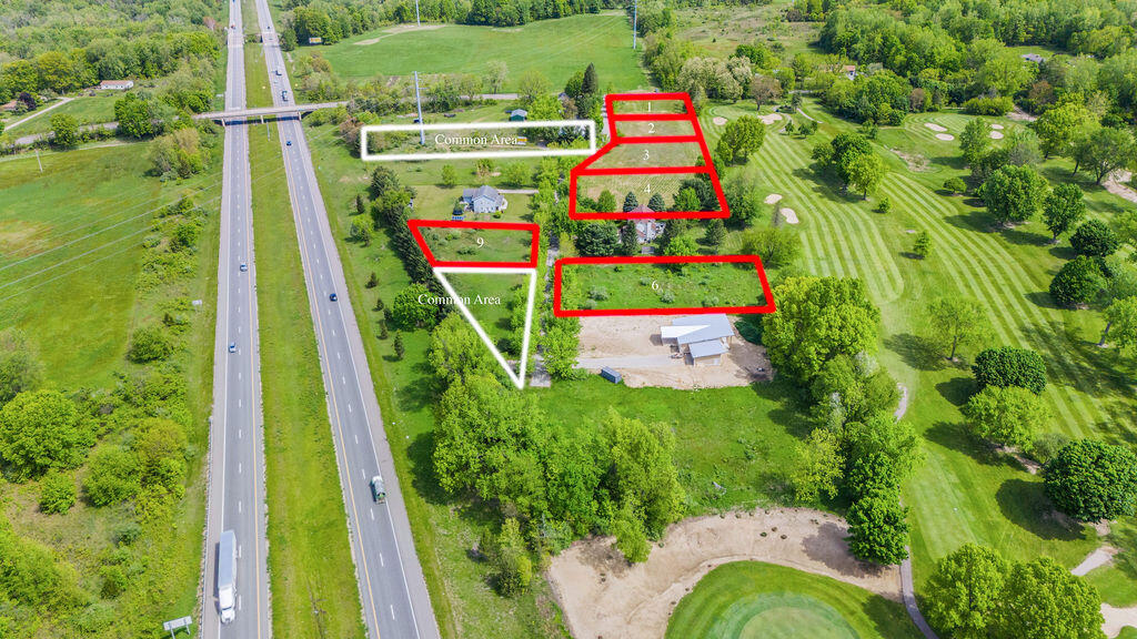 Peachtree Lane Property Photo 3