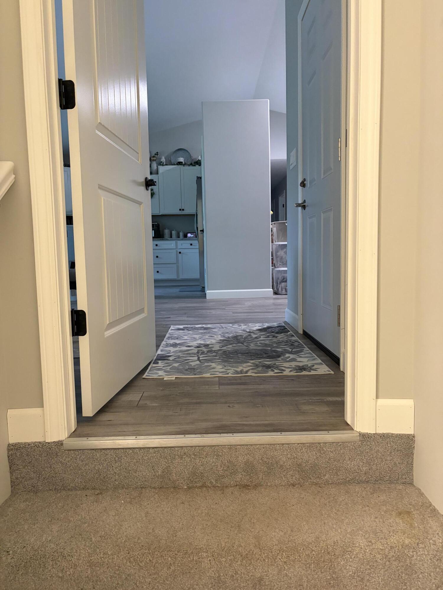 1077 Leonard Avenue Property Photo 23
