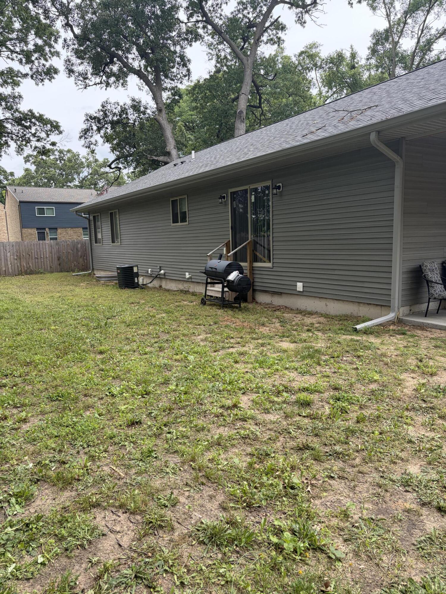 1077 Leonard Avenue Property Photo 37