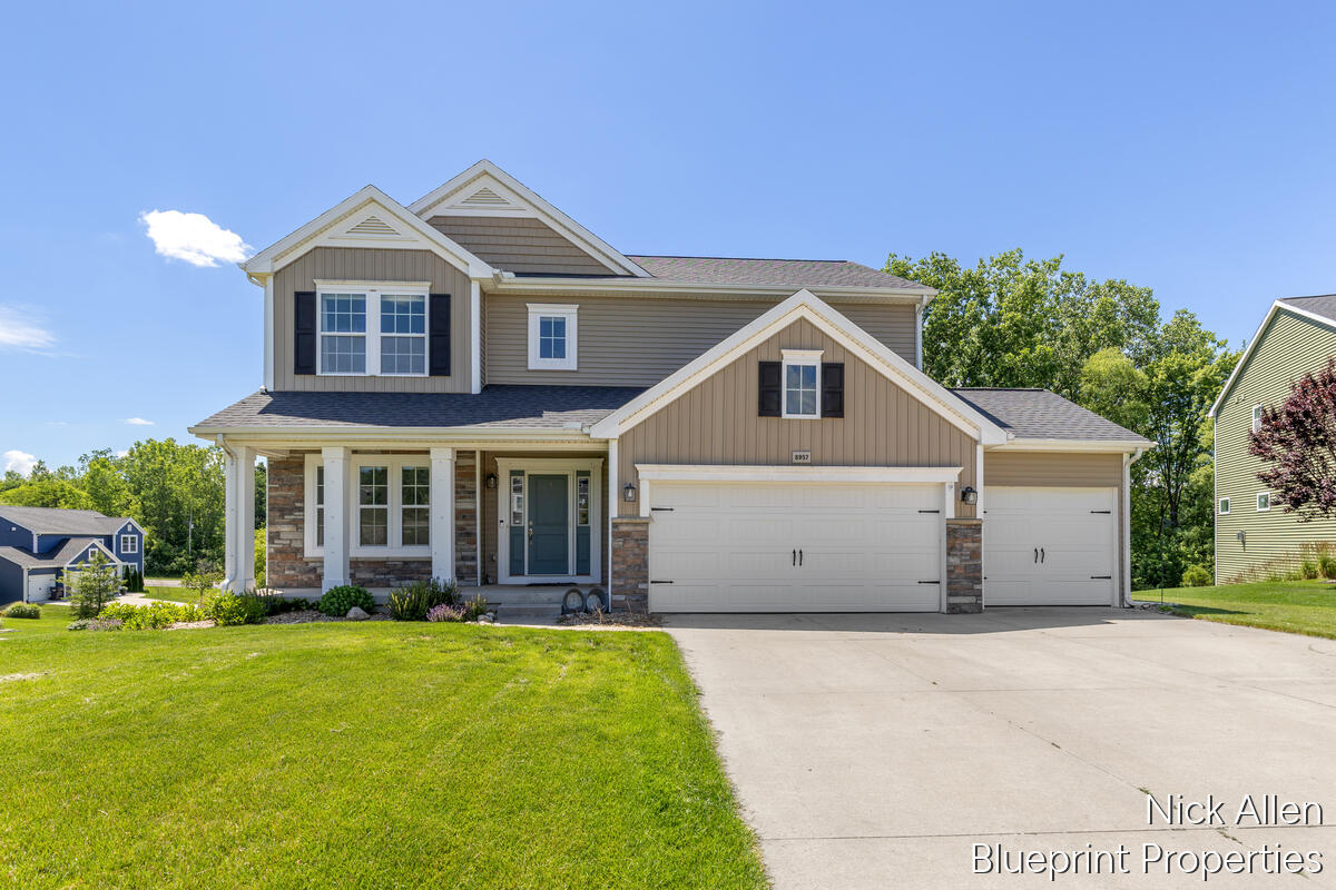 8957 Split Stone Court Property Photo 1