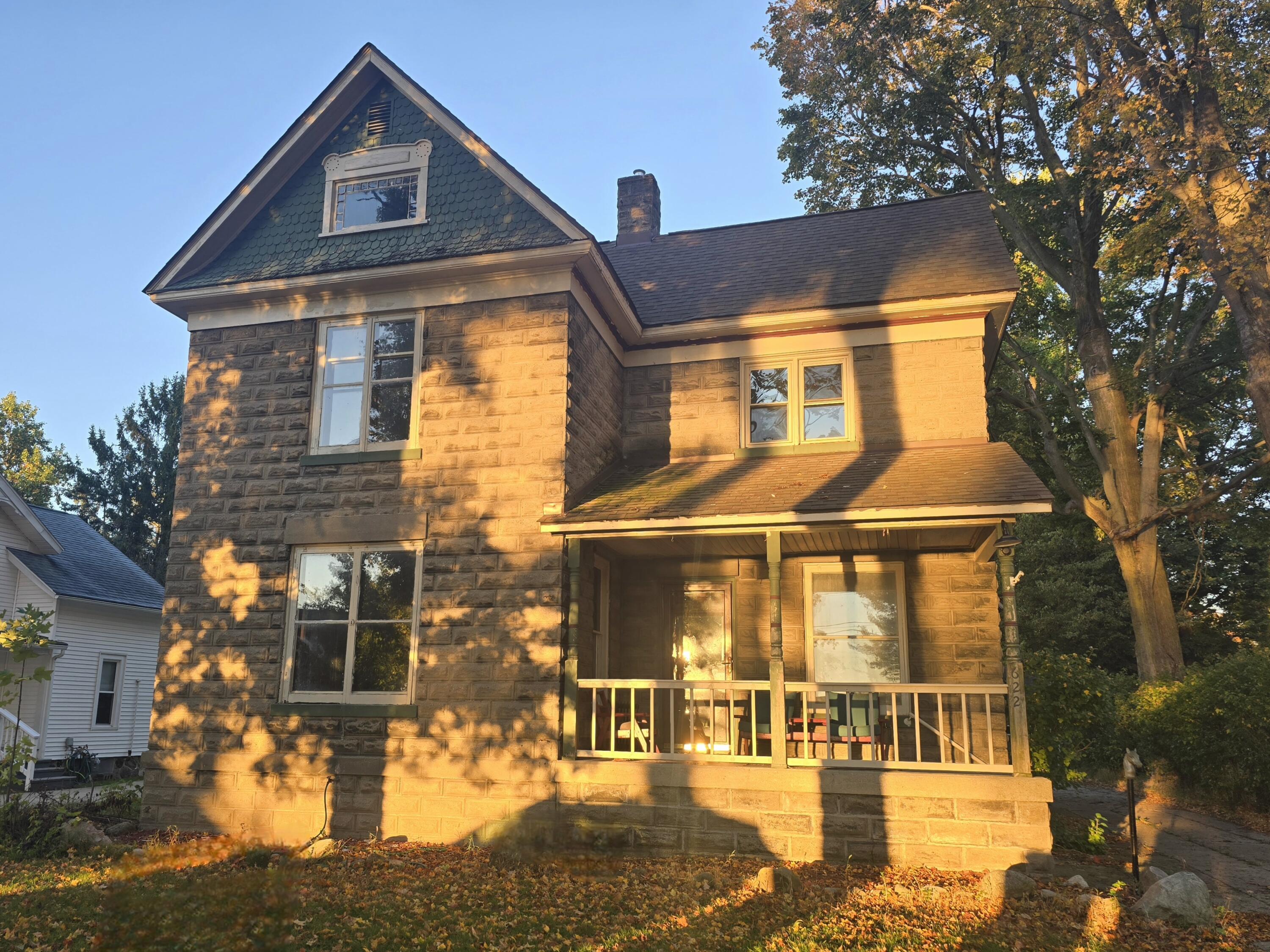 622 Maple Street Property Photo 1