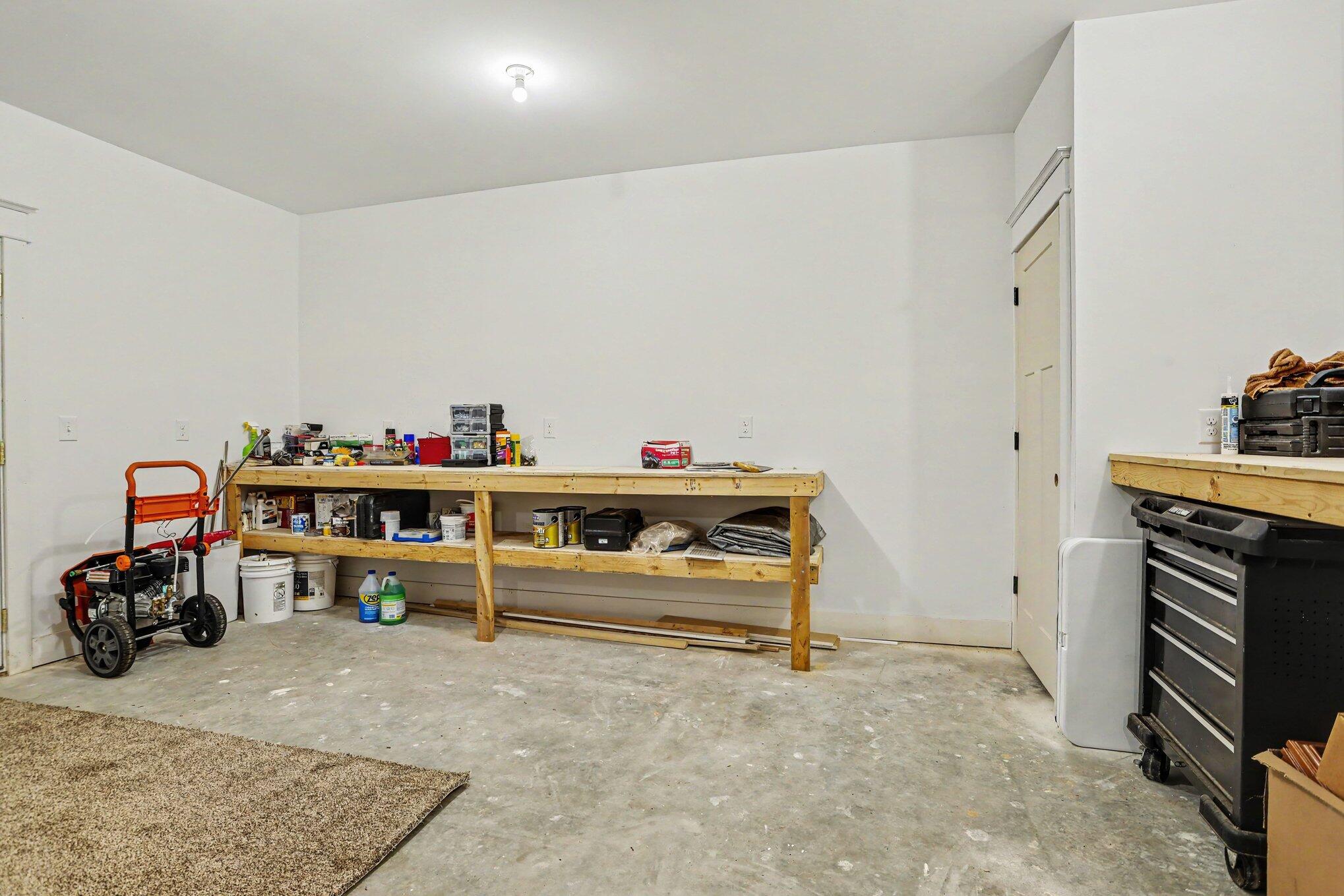 9370 Alex Drive Property Photo 34