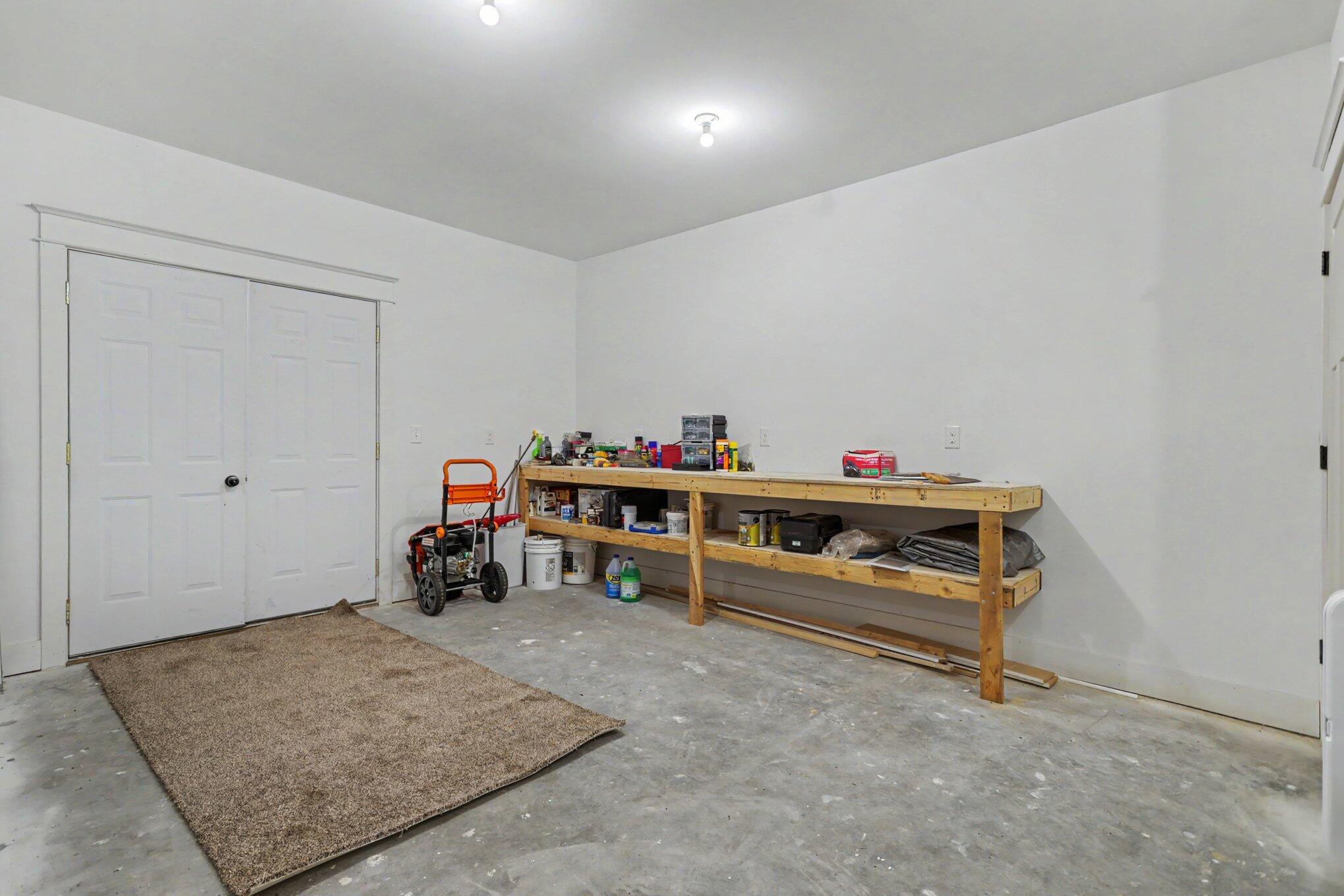 9370 Alex Drive Property Photo 36