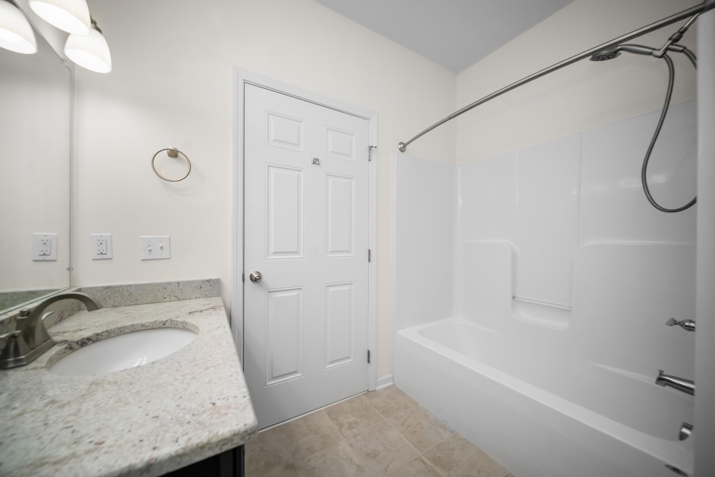 1013 E Summerfield Glen Circle 45 Property Photo 17