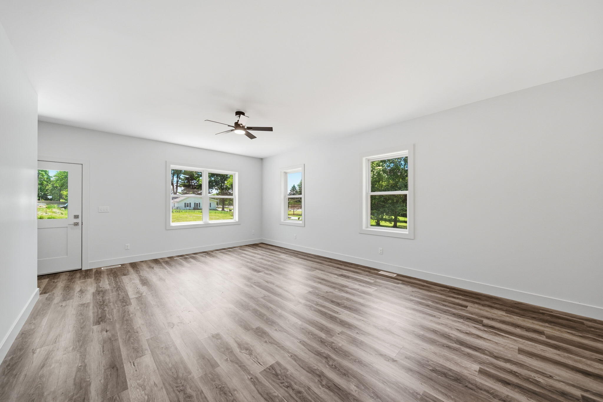 1823 N Sutton Road Property Photo 11